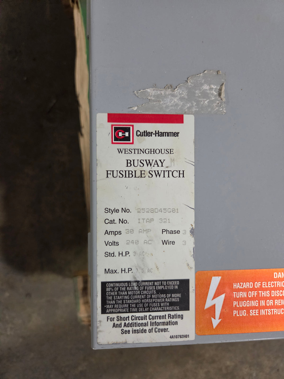 Westinghouse Cutler-Hammer ITAP321 Fusible Busway Switch 30A 3W 3PH 2528D45G01