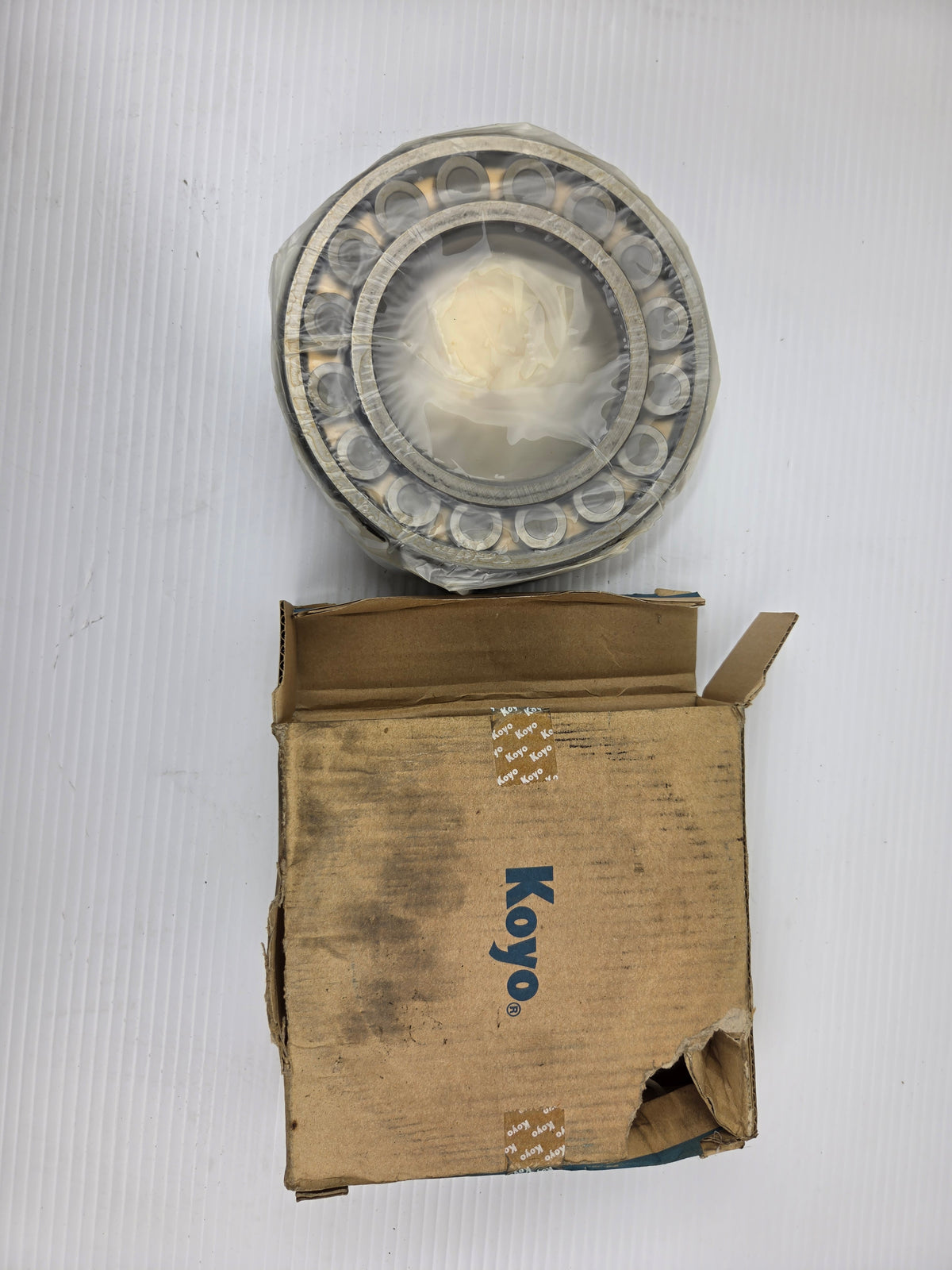 Koyo 22220RRW33C3 Double-Row Spherical Roller Bearing 22220 RRW33 C3