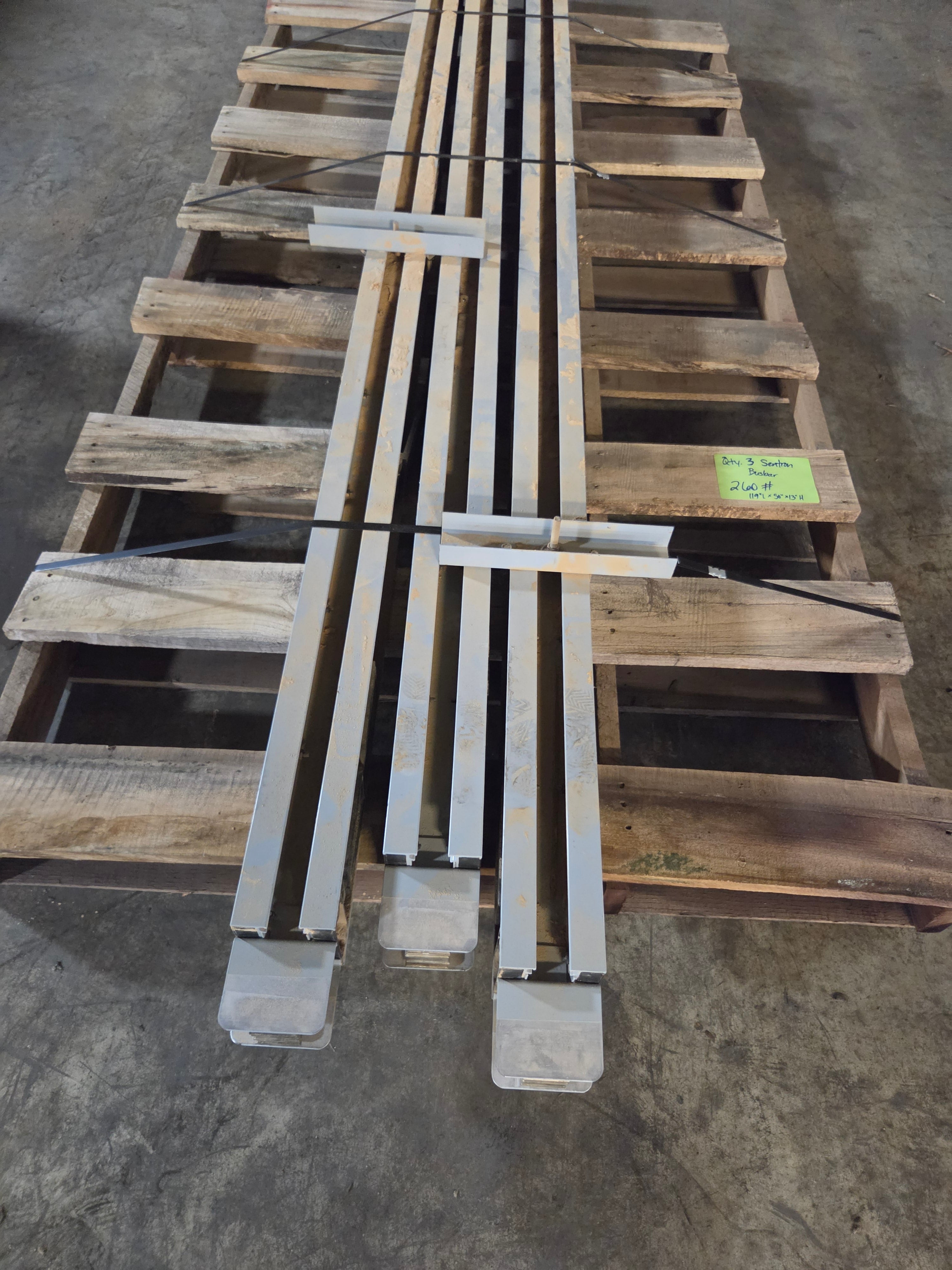 Siemens Sentron Busway Plug-in Straight Busbar 10' 71183-A00A01 Copper 3PH 4W
