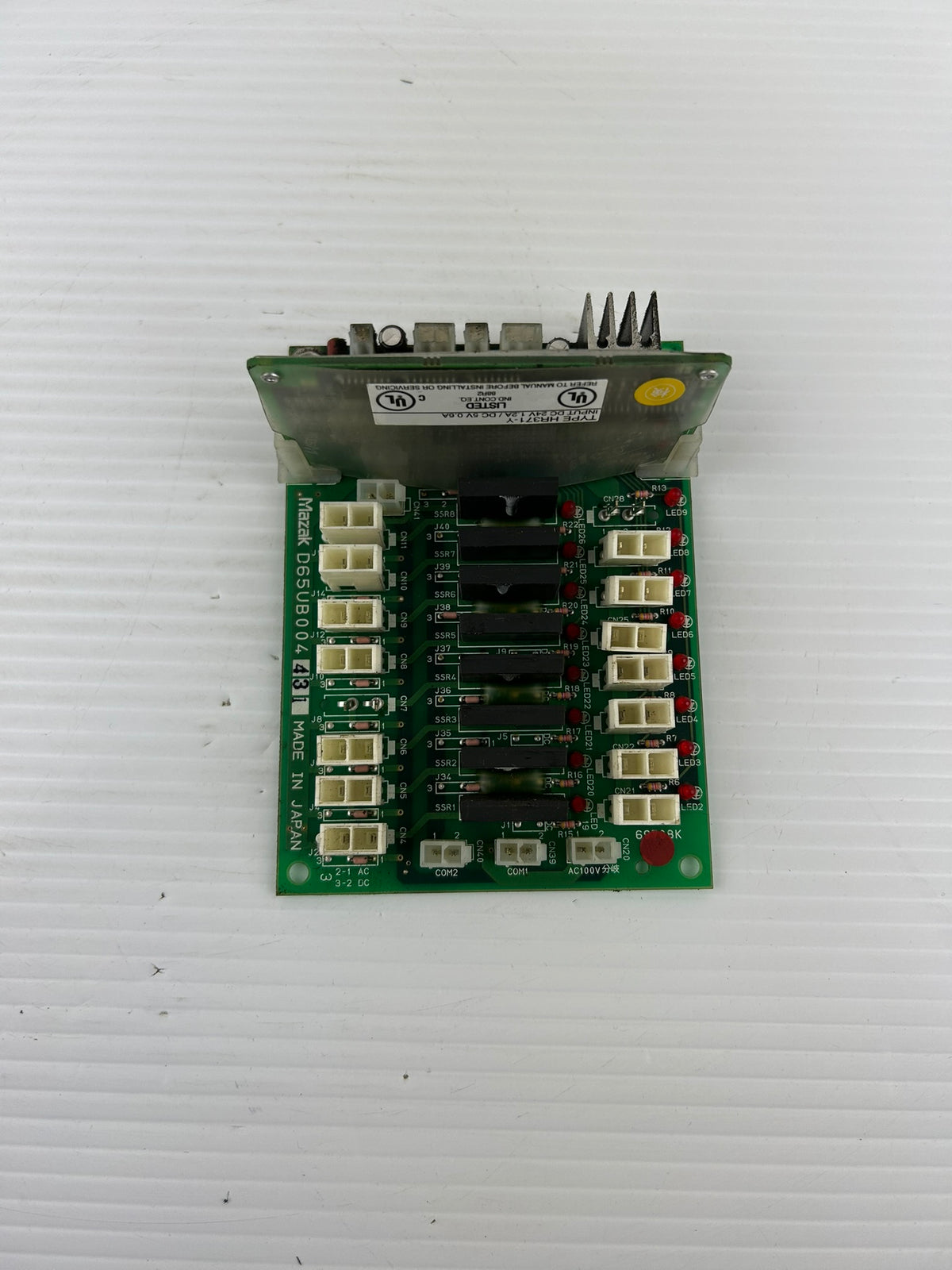 Mazak HR371-Y CNC Relay Output Board D65UB004 431 24V 1.2A 5VDC 0.6A PCB