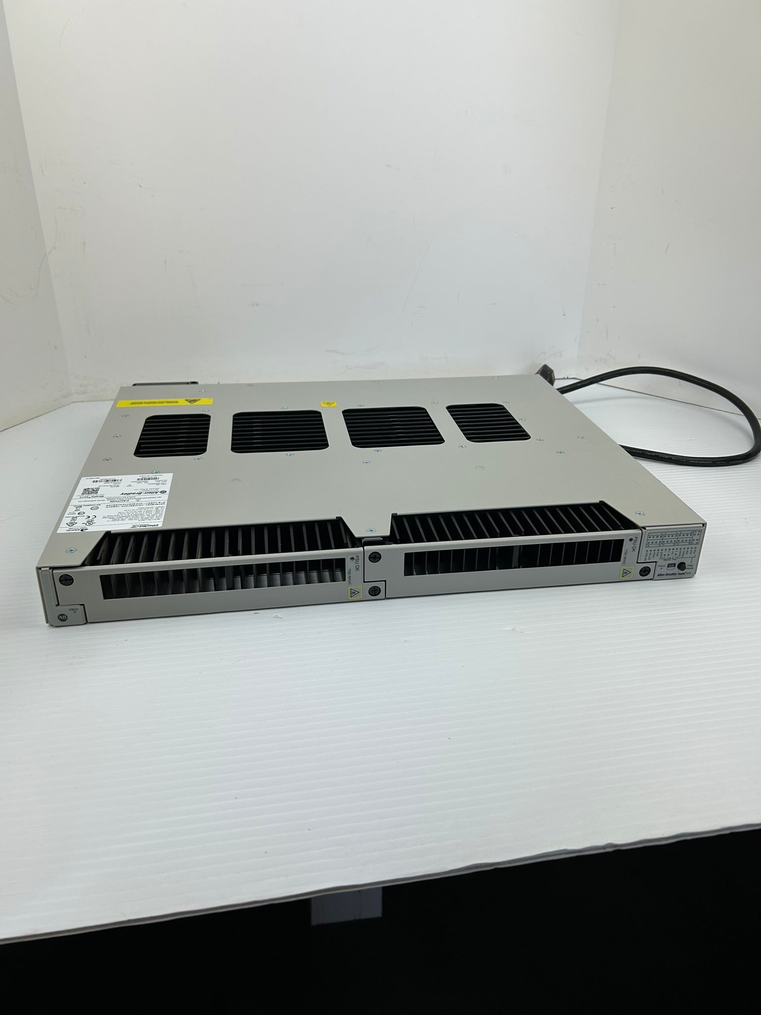 Allen Bradley 1783-IMS28RAC Stratix 5410 Ethernet Managed Switch Series B