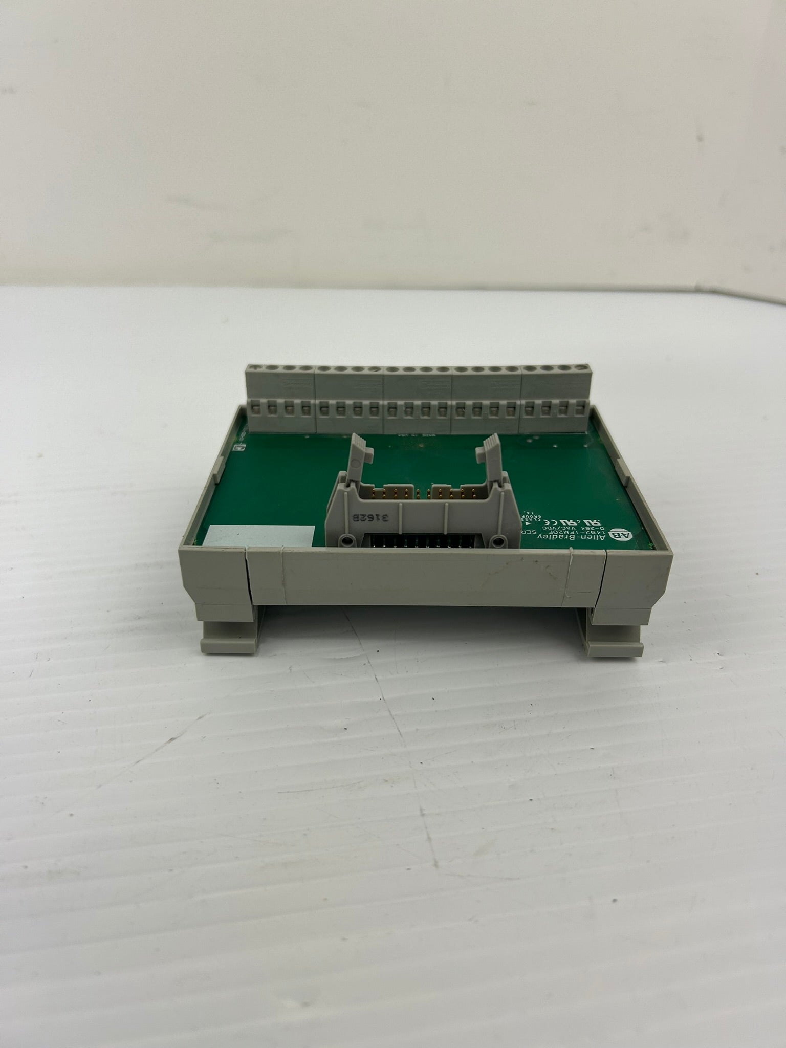 Allen Bradley 1492-IFM20F Interface PLC Module Series B