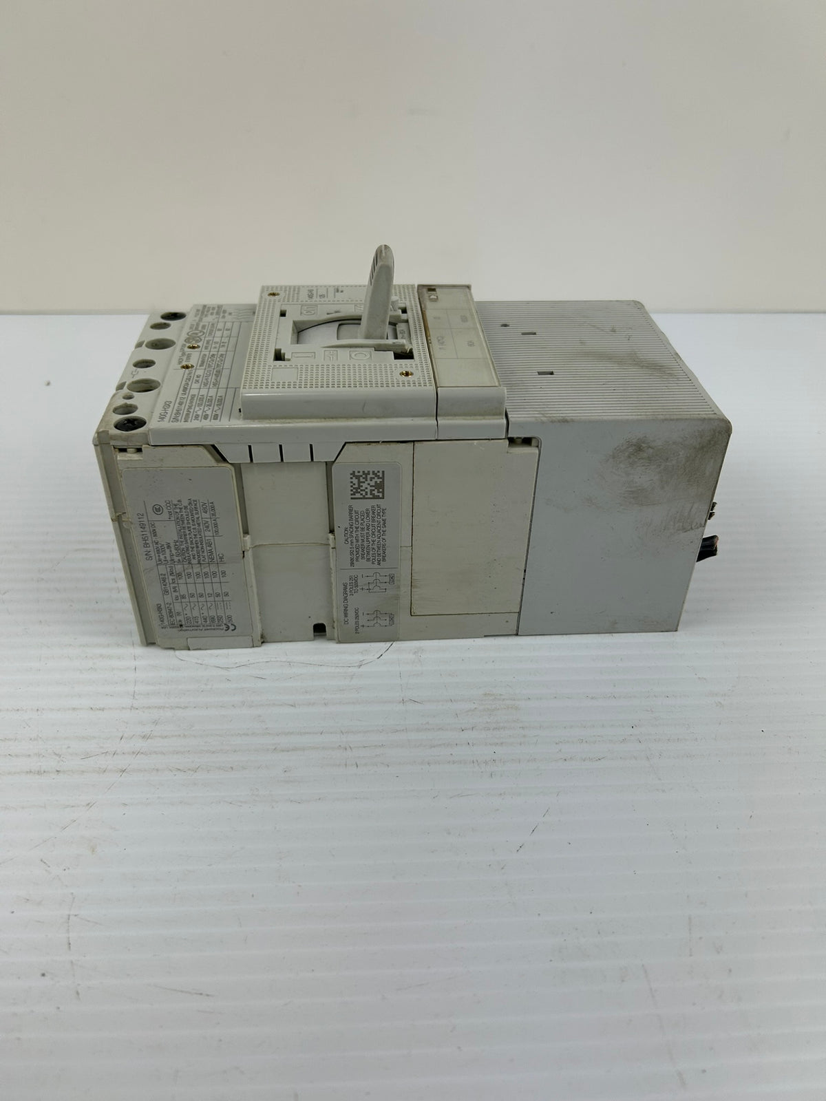 Allen Bradley 140G-H3C3-C60 Circuit Breaker Series A 140G-H3X3 480-600V 3P HACR