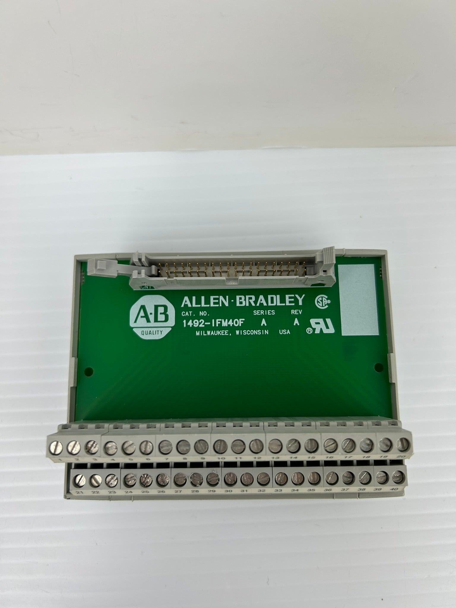 Allen-Bradley 1492-IFM40F Interface Module Series A Rev A - Lot of 2