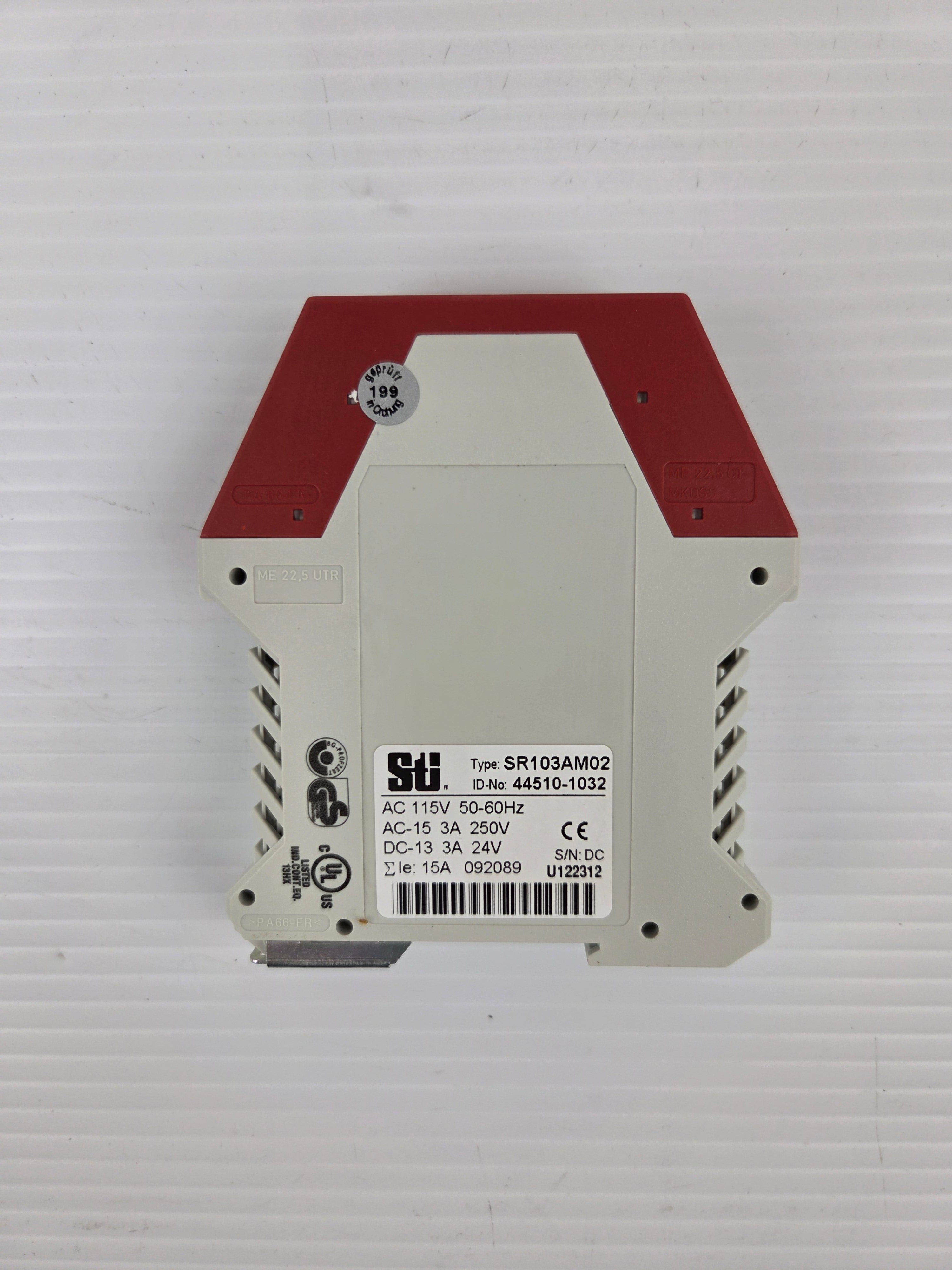 STI SR103AM02 Safety Monitoring Relay 115VAC DIN Rail 3NO 1NC Guard SR103AM