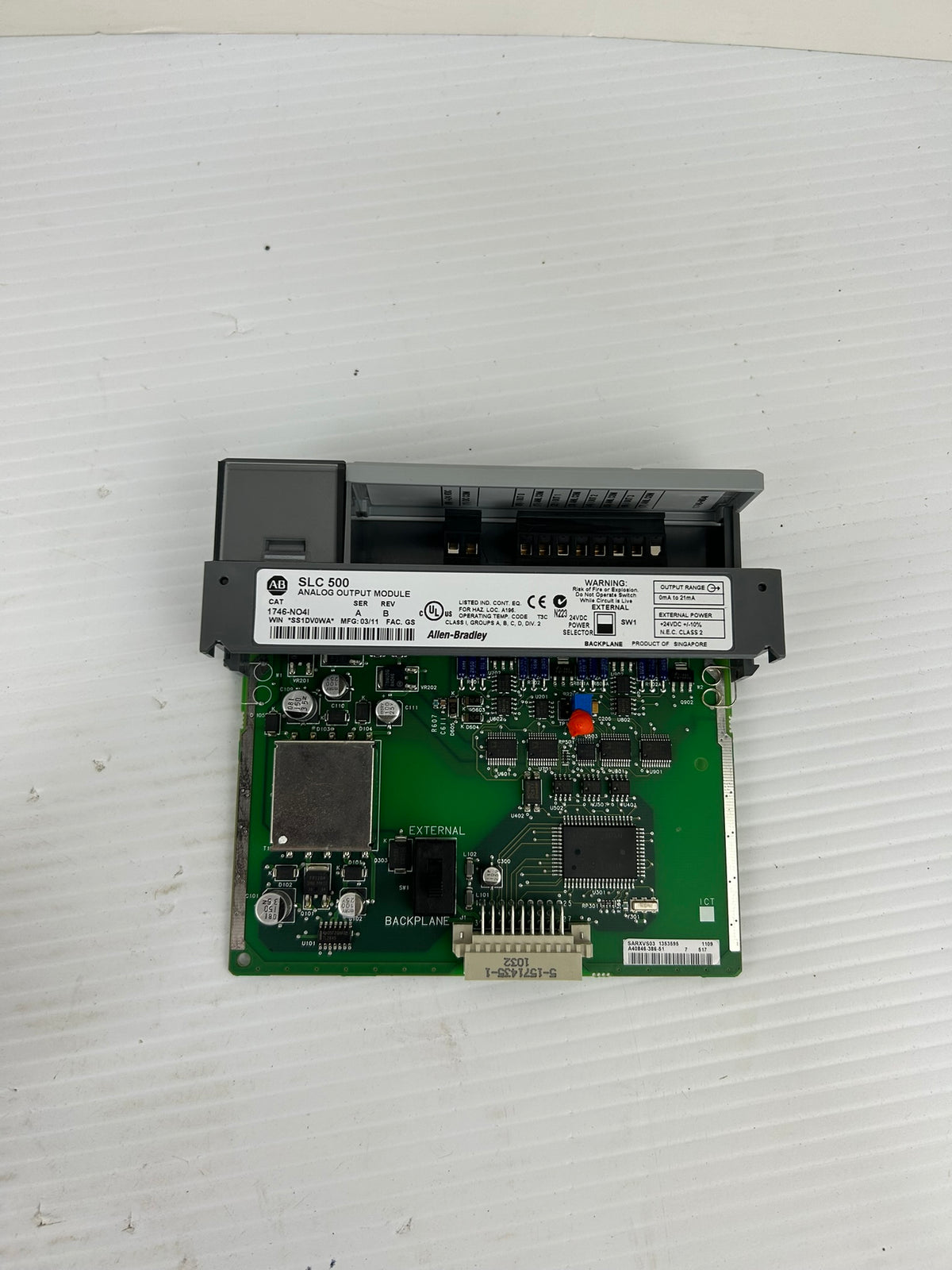 Allen Bradley 1746-NO4I Analog Output Module Series A Rev B SLC500 - US Shipping
