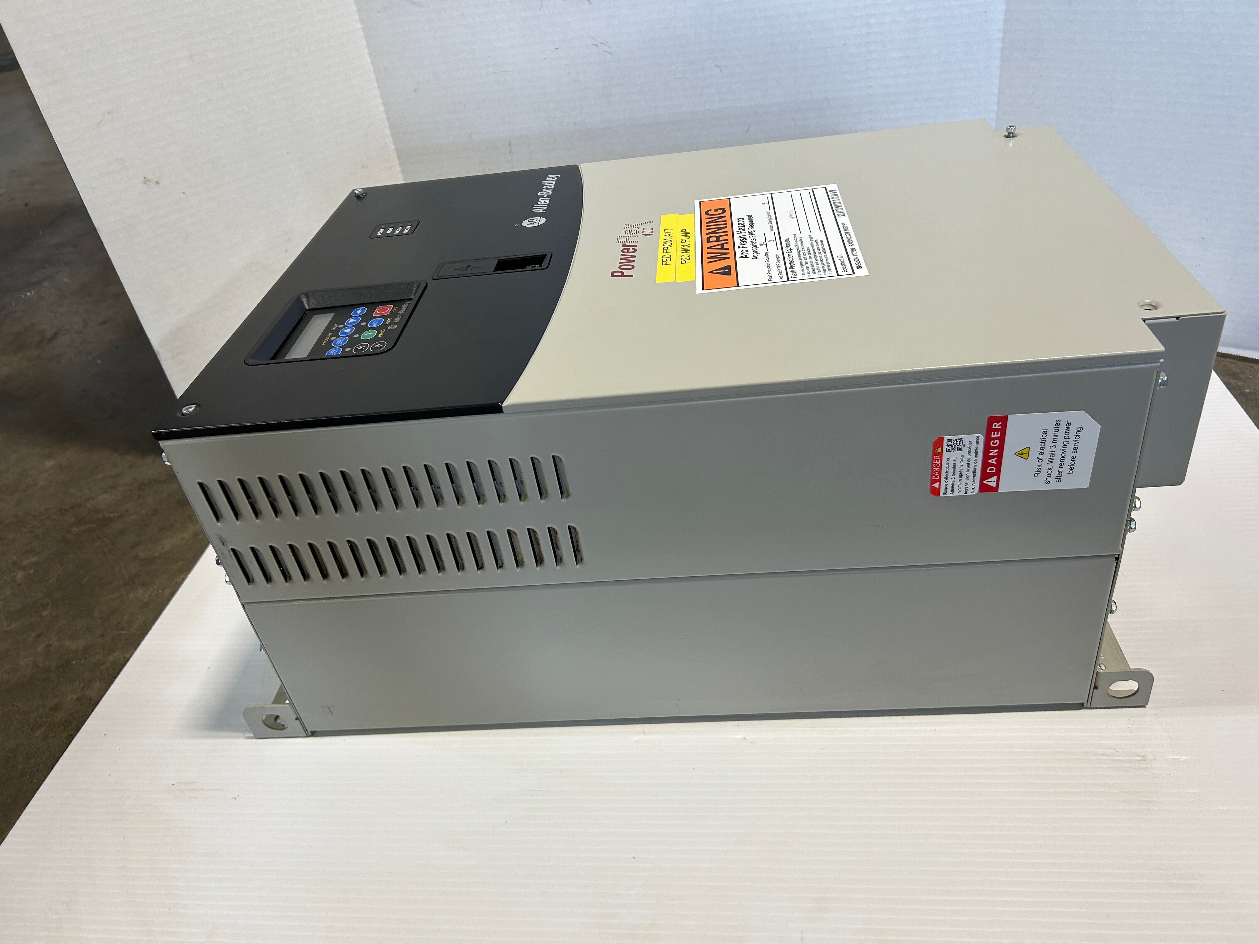 Allen-Bradley 22C-D088A103 PowerFlex 400 AC Drive 60HP 45kW 3PH Series B