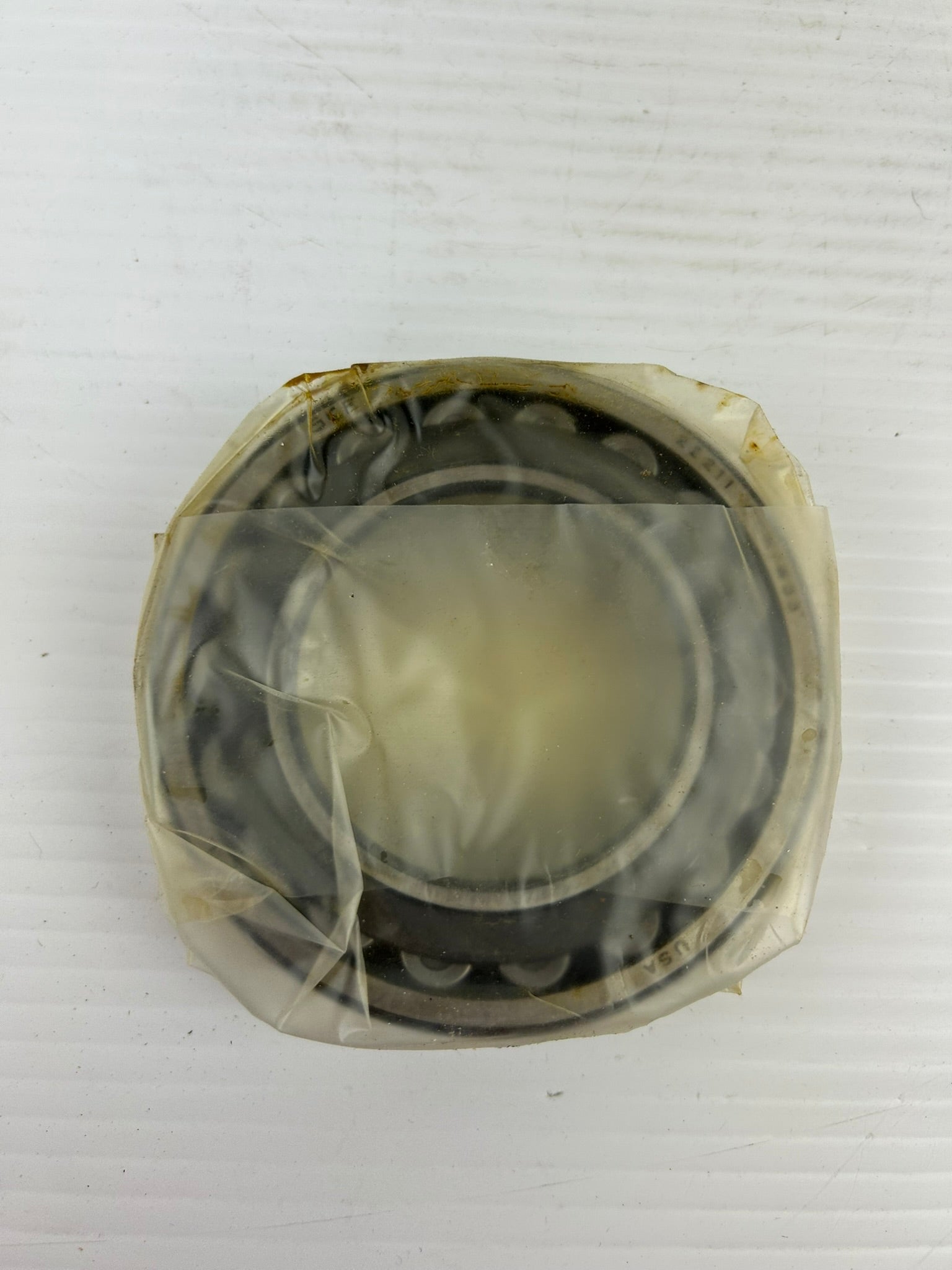 SKF 22211 CCKJ/W33 Spherical Roller Bearing 22211-CCKJ-W33 22211CCKJW33