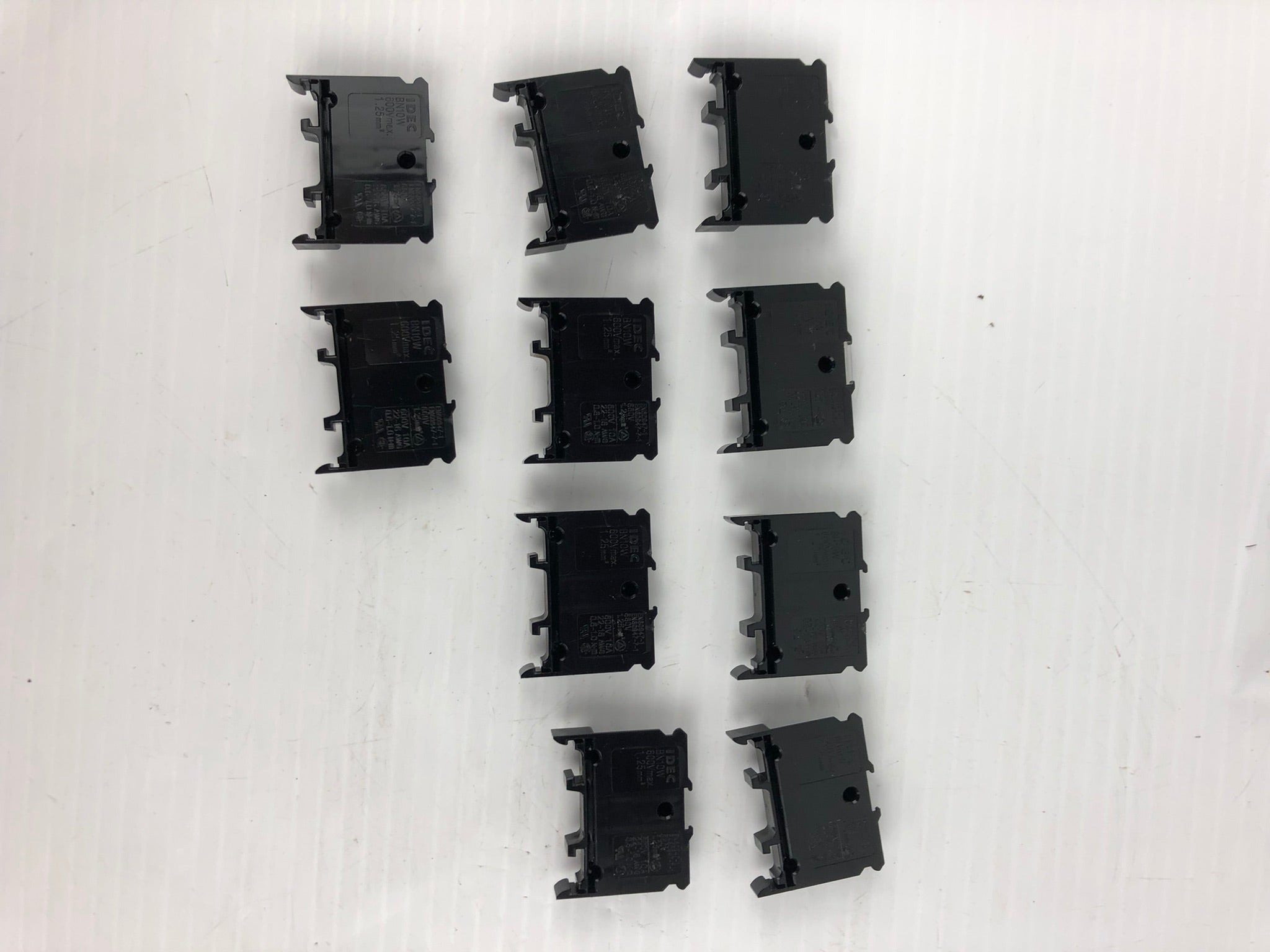 IDEC BN10W Terminal Blocks 600V 15A - Lot of 10