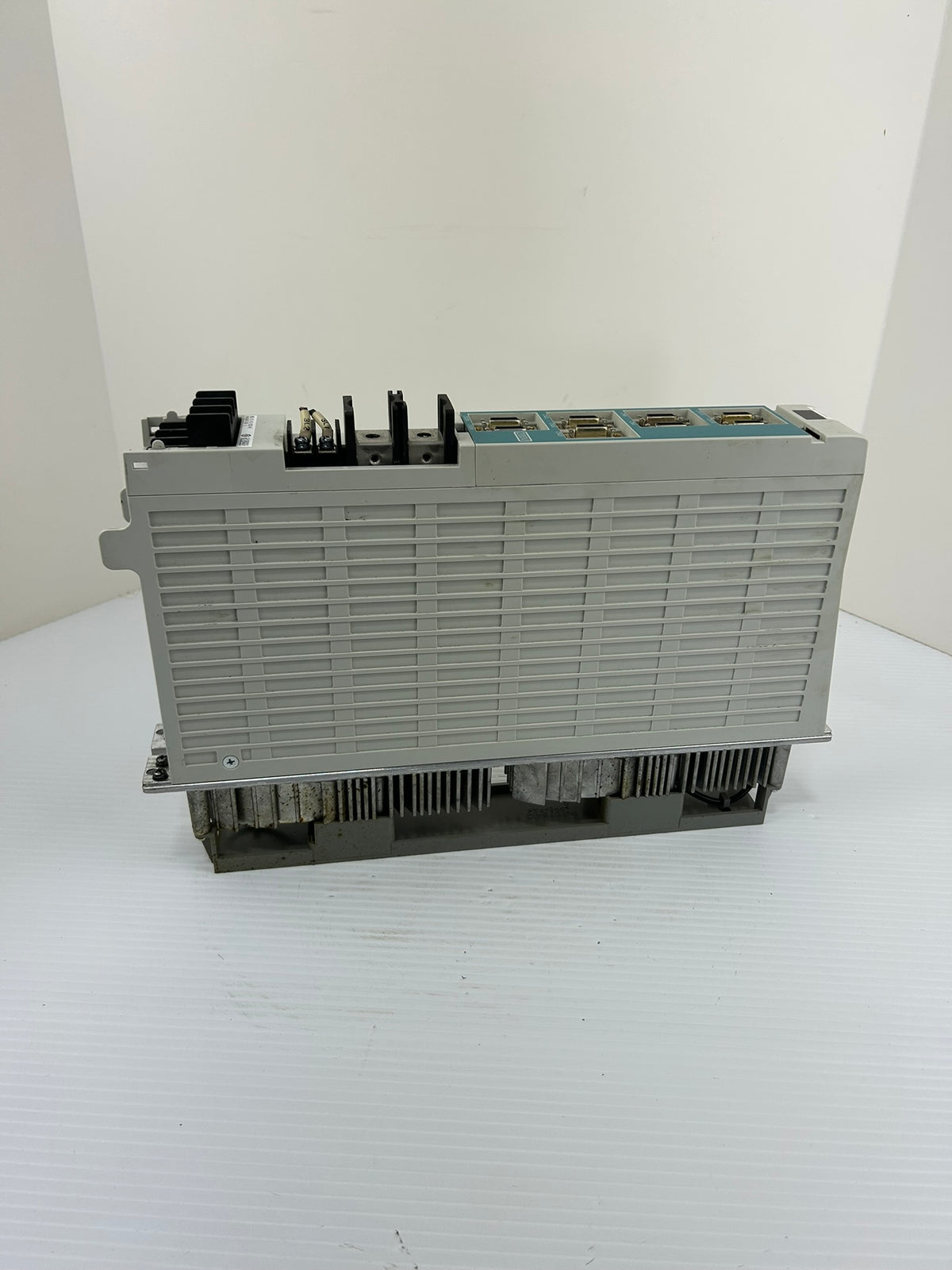 Mitsubishi MDS-C1-V2-2020-N Servo Drive Unit 2.0kW 155V 3PH - No Cover