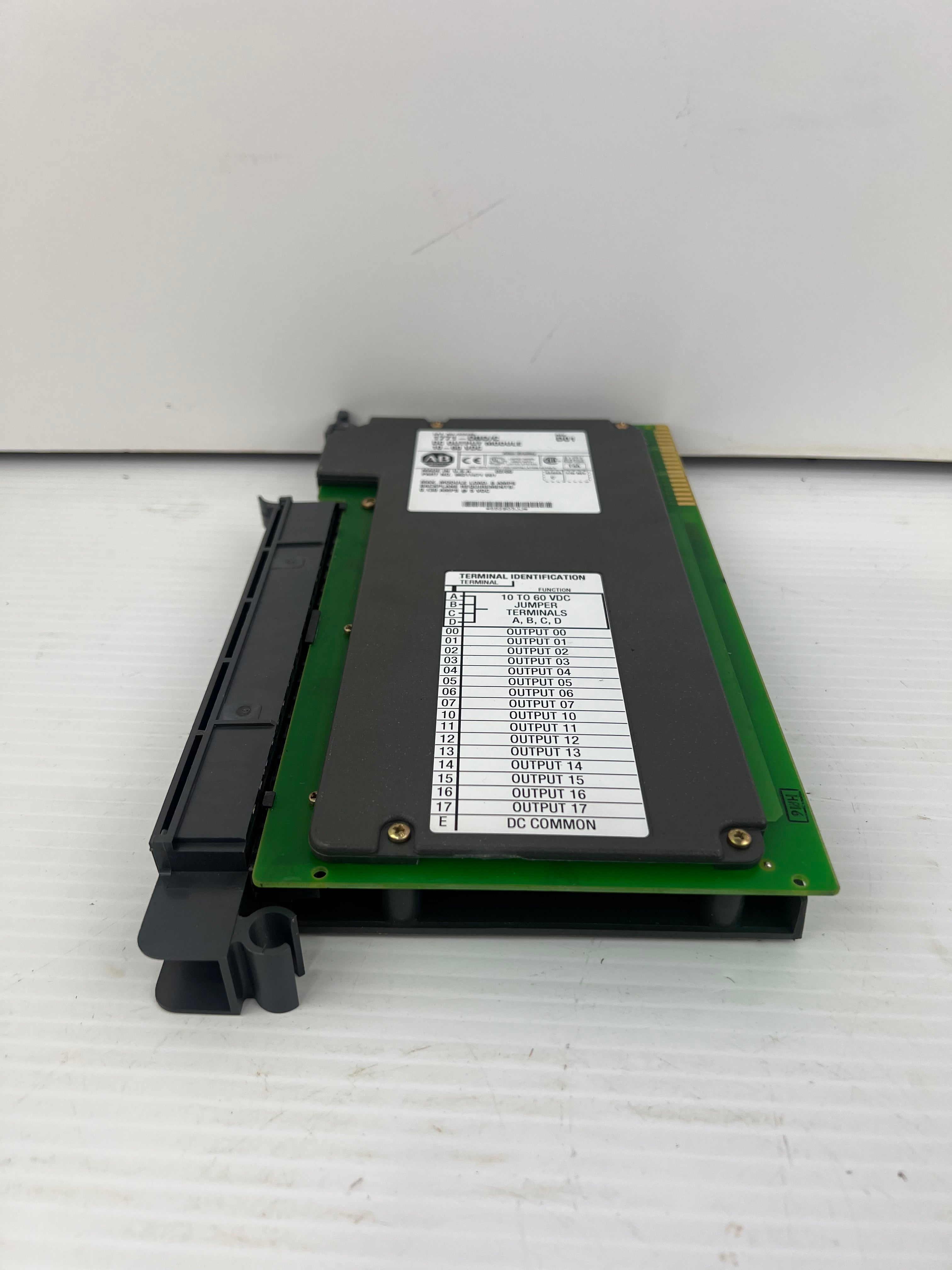 Allen-Bradley 1771-OBD/C DC Output Module Rev. D01 10-60VDC