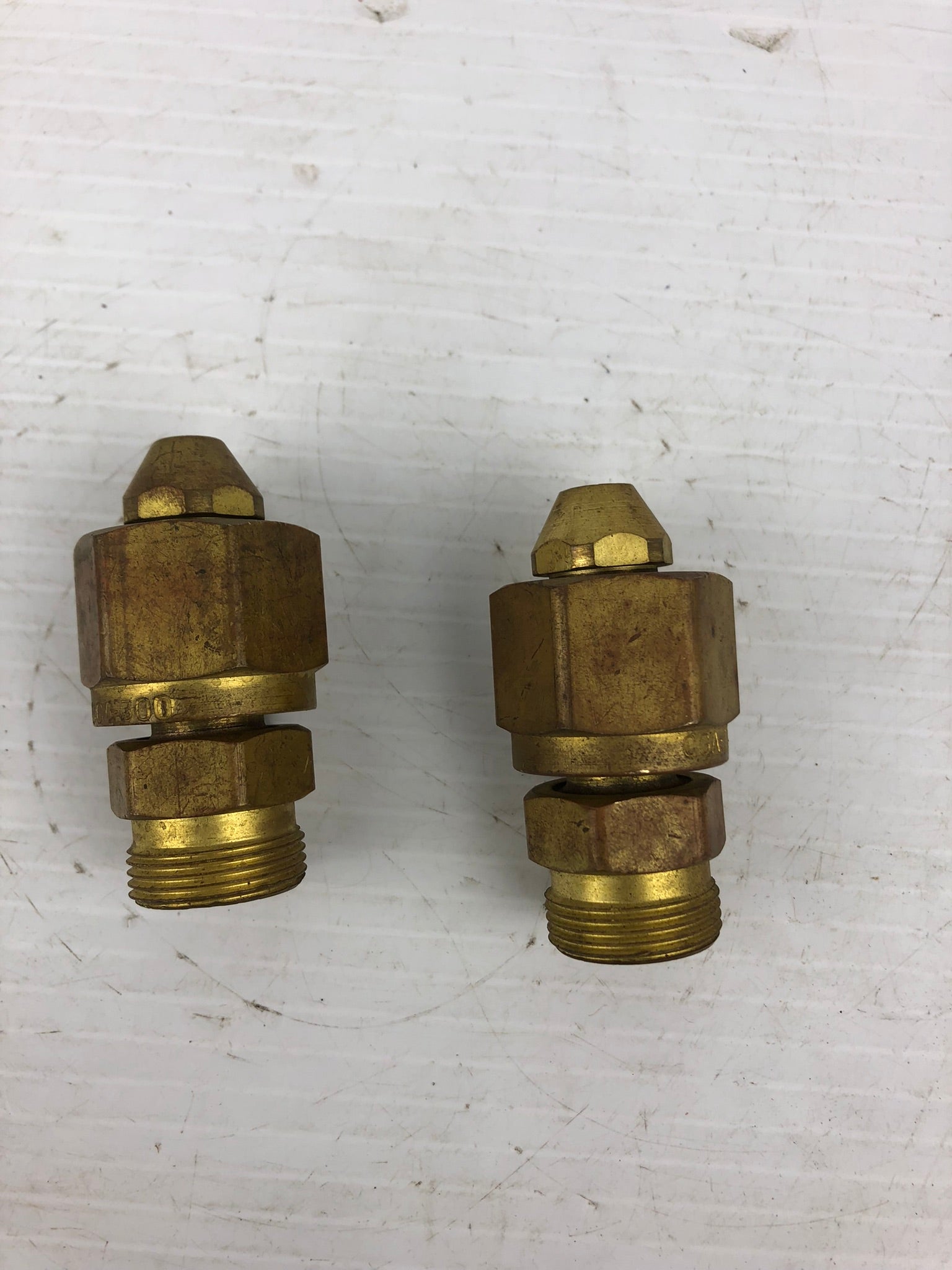CGA-300 Regulator Inlet Nut and Nipple Fitting - Lot of 2