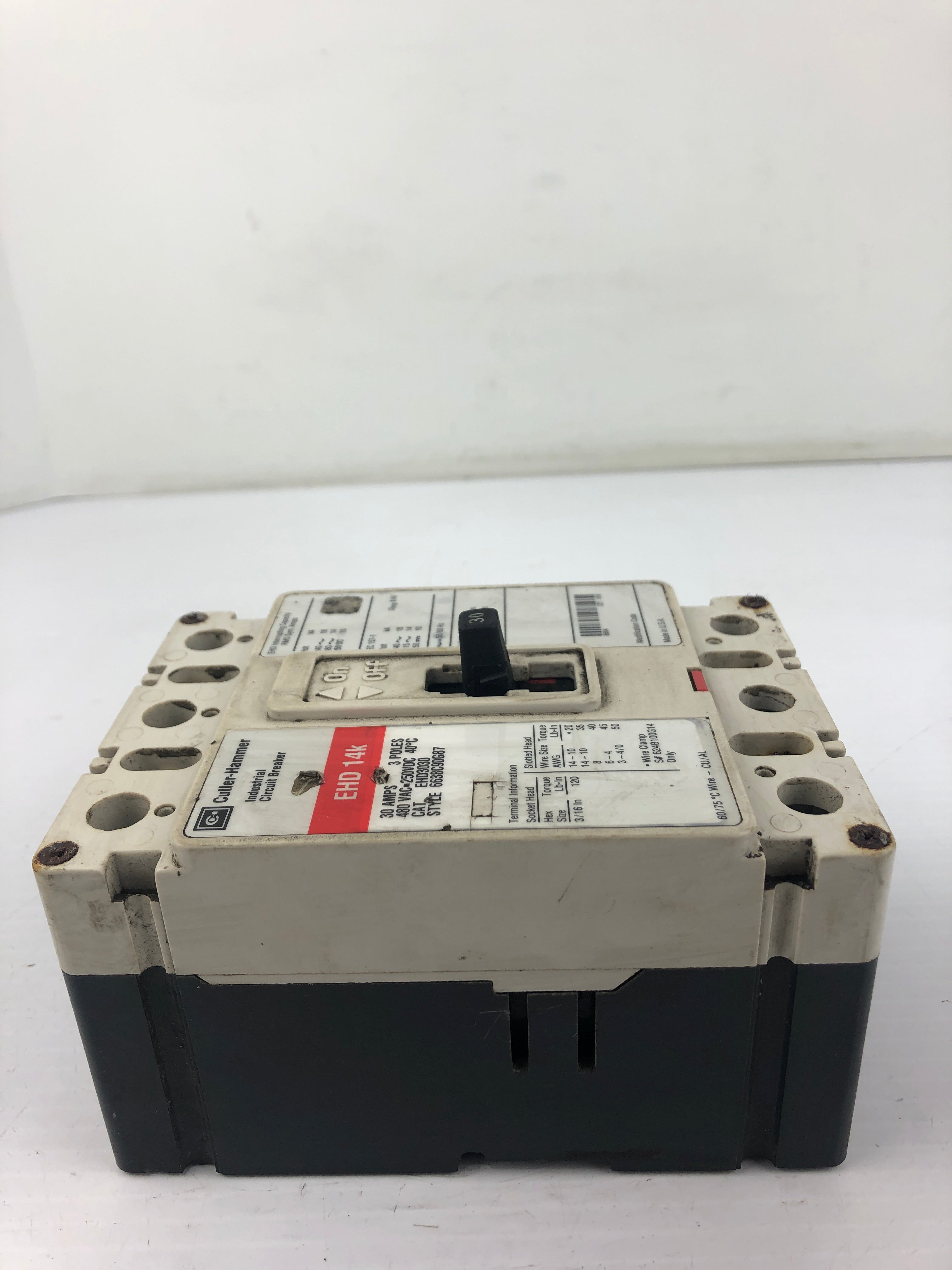Cutler Hammer EHD3030 Industrial Circuit Breaker EHD14K 480VAC 250VDC 30A 3PH