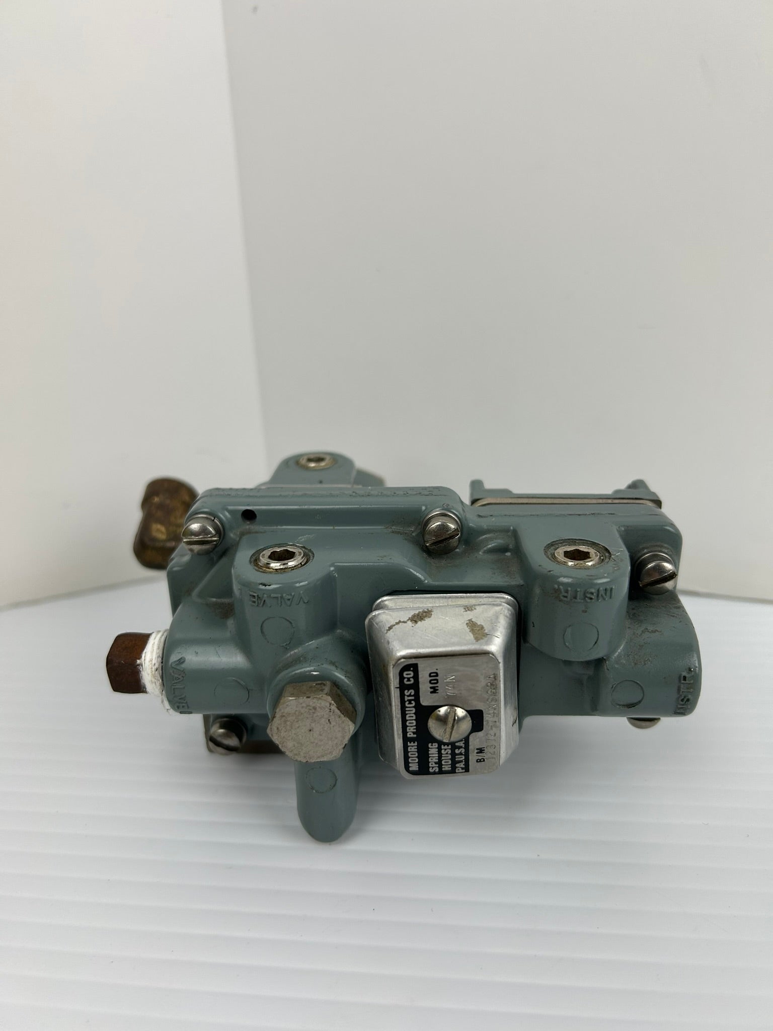 Moore 12372-74NS6CA H/FR Valve Positioner 74N