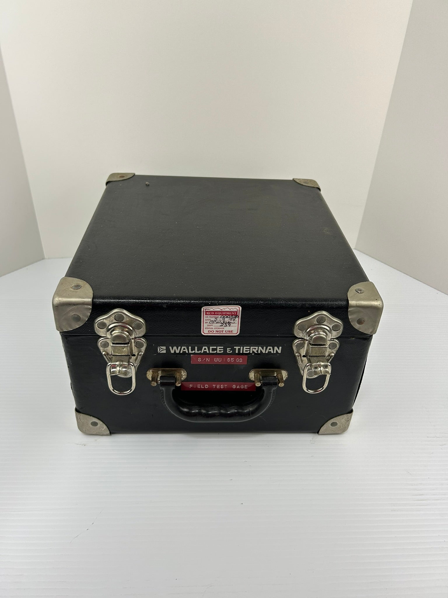 Wallace & Tiernan 62A-4A-0030 1500 High Performance Pressure Gauge 0-35 PSIG