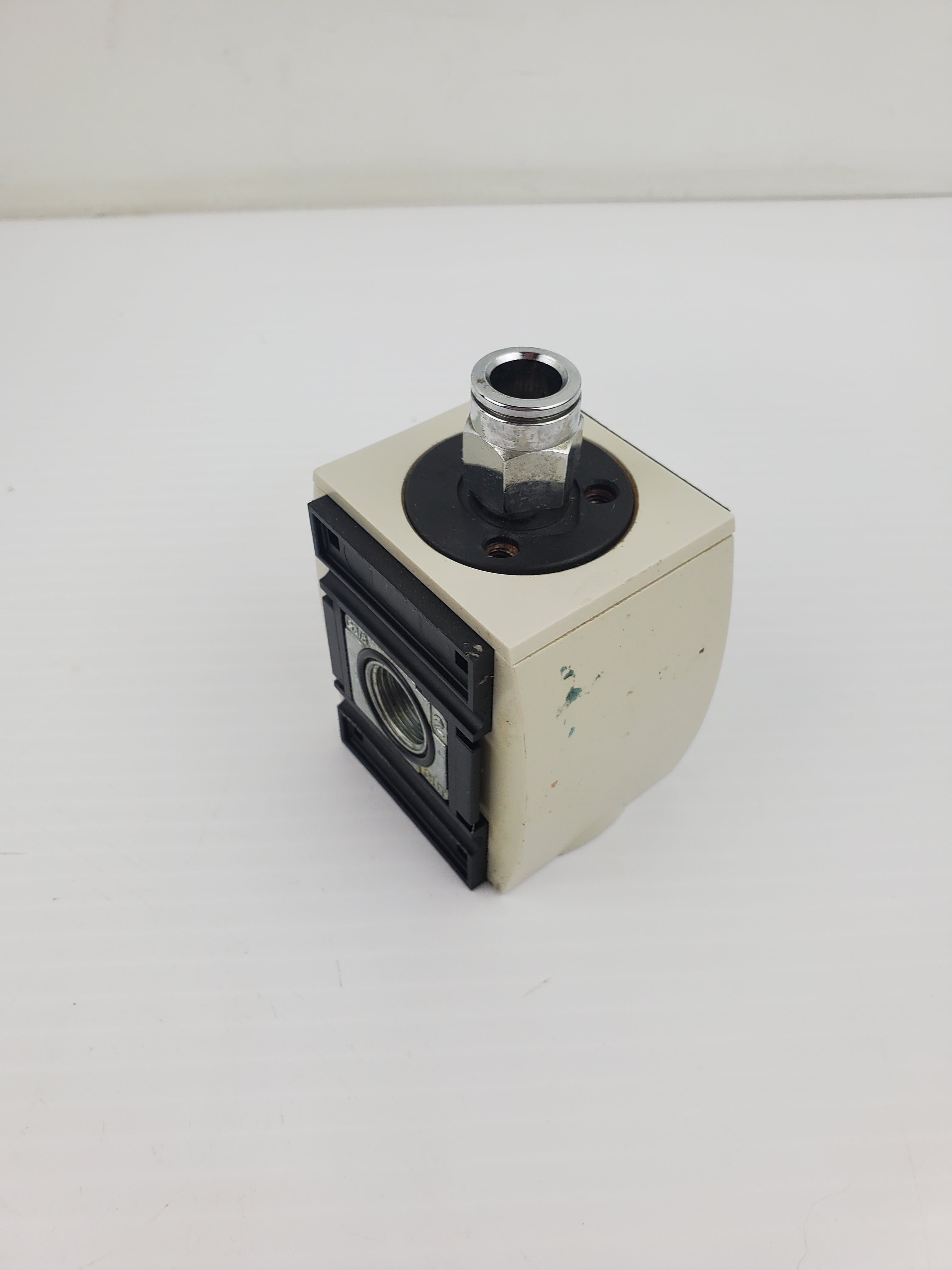 Rexroth AS2-DIS-G038-NC3 Pneumatic Distributor R412006251 FD 883