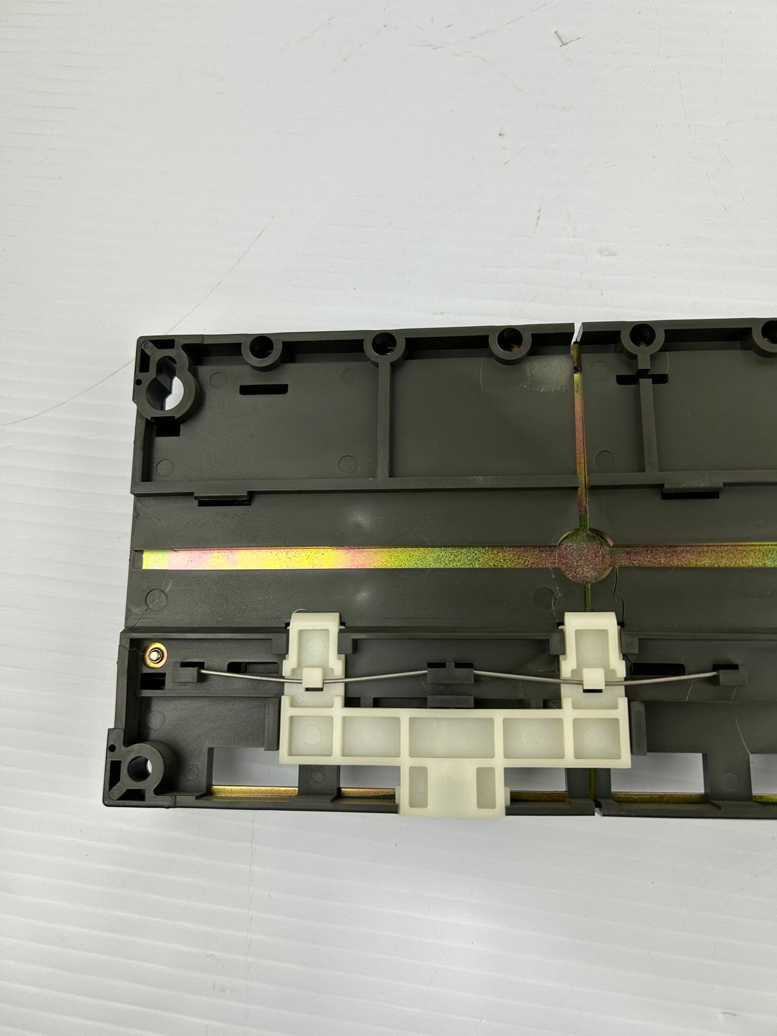 Mitsubishi A1S38B Base Unit Empty PLC Rack MG-2 94V-0