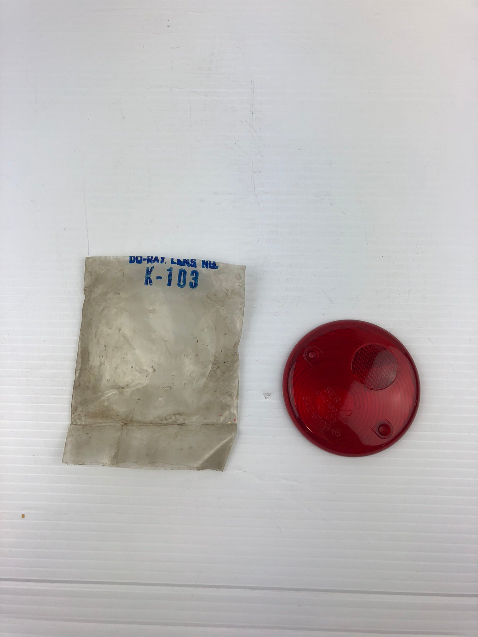 Do-Ray K-103 Red Lens SAE-STDB-65 ***