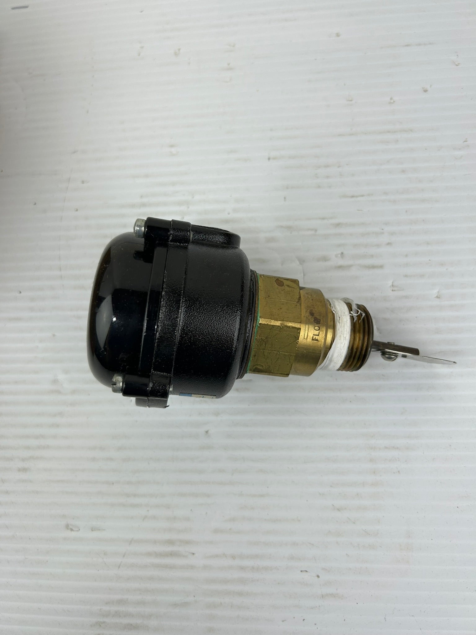 ITT McDonnell & Miller FS8-W Flow Switch 1" NPT Paddle (Thermatool 03CP149-316)