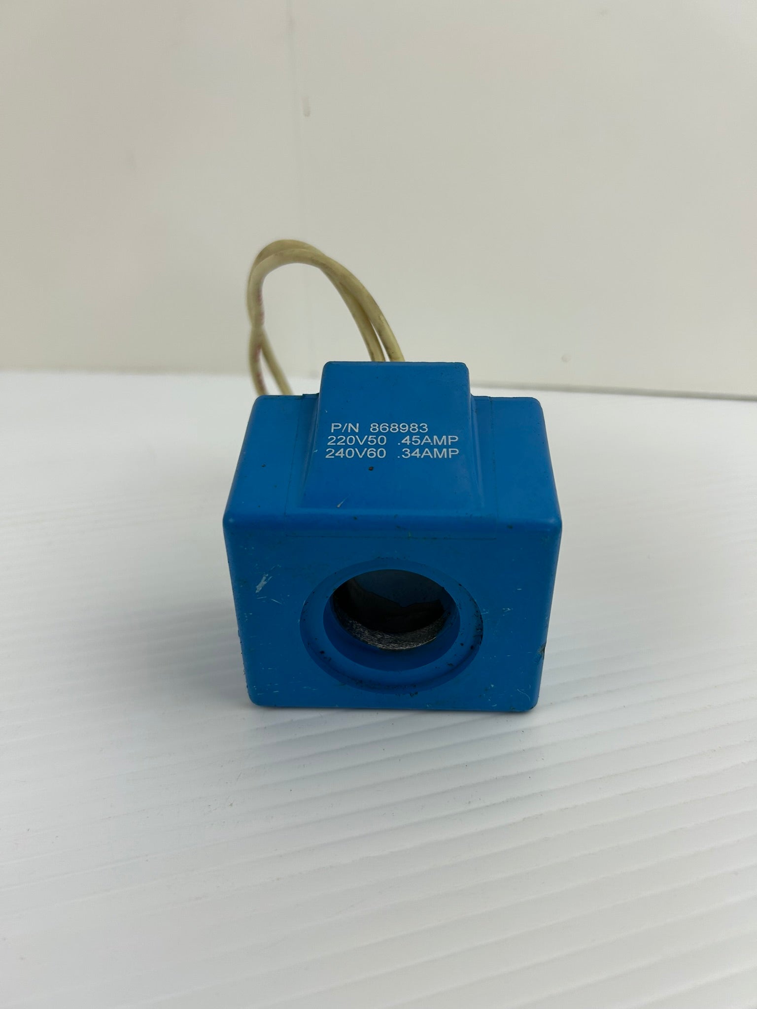 Vickers Eaton 868983 Solenoid Valve Coil 220/240VAC 50/60Hz F Leads Hydraulic