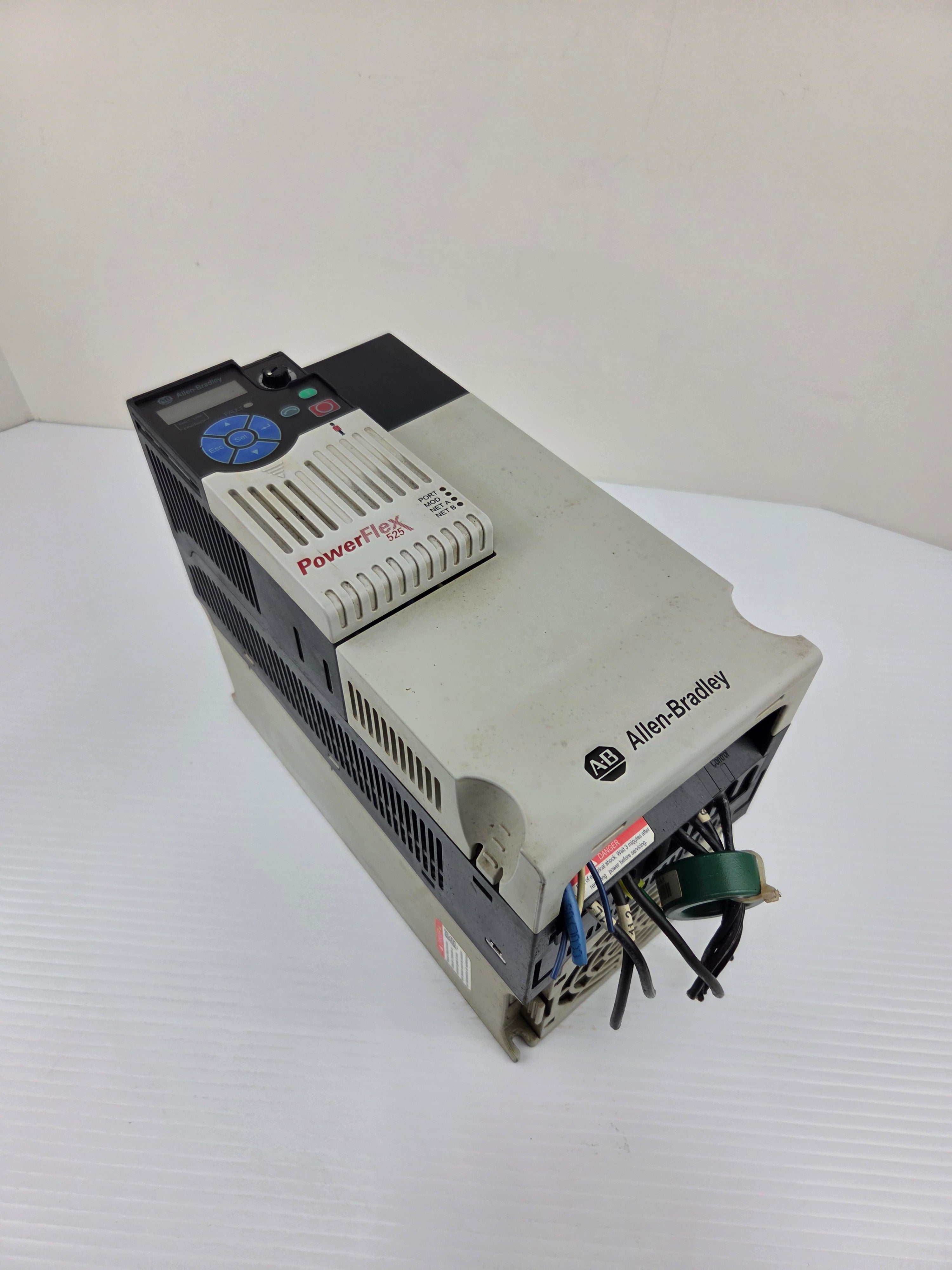 Allen-Bradley 25B-D024N114 PowerFlex Drive 525 Series A 15HP 3PH 480V