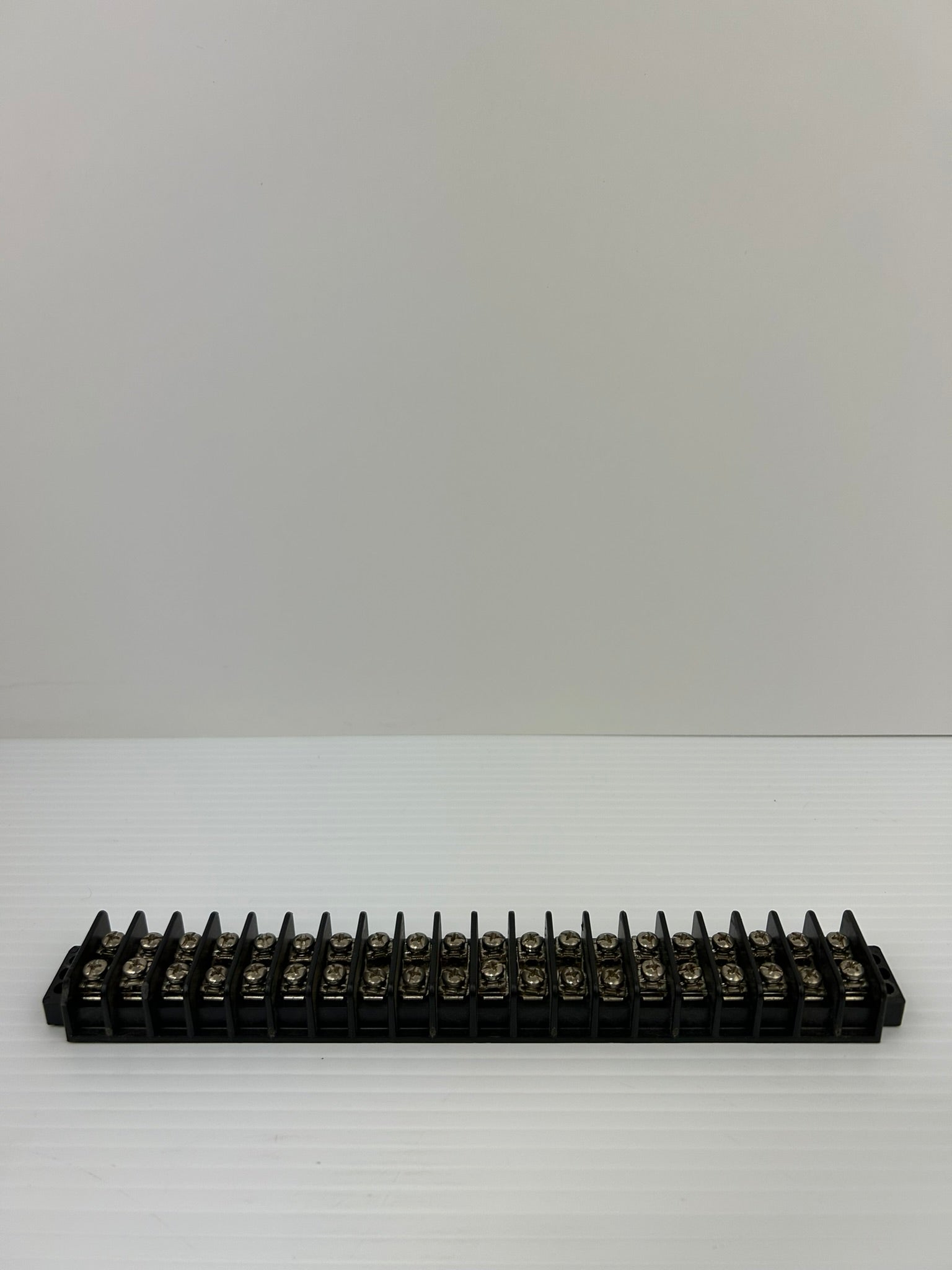 USD TB200HB Terminal Block 20P - Lot of 8