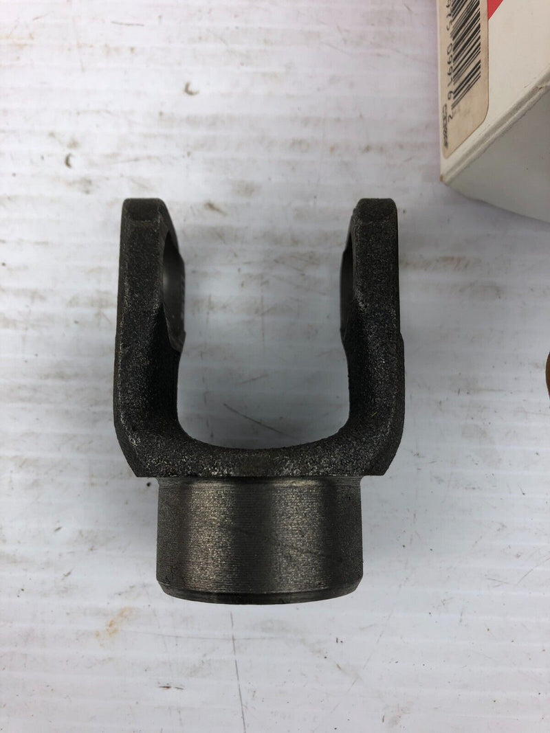 Spicer 10-4 73 End Yoke 15/16" RD 1/4" KW