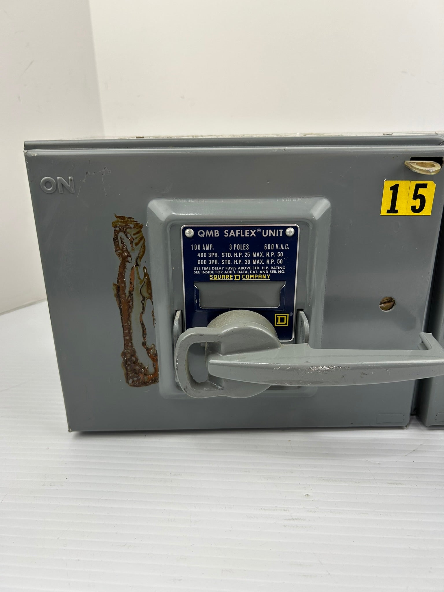 Square D QMB Saflex Twin Unit 100 Amp 3 Pole 600 VAC QMB-3610-T with 3 Fuses