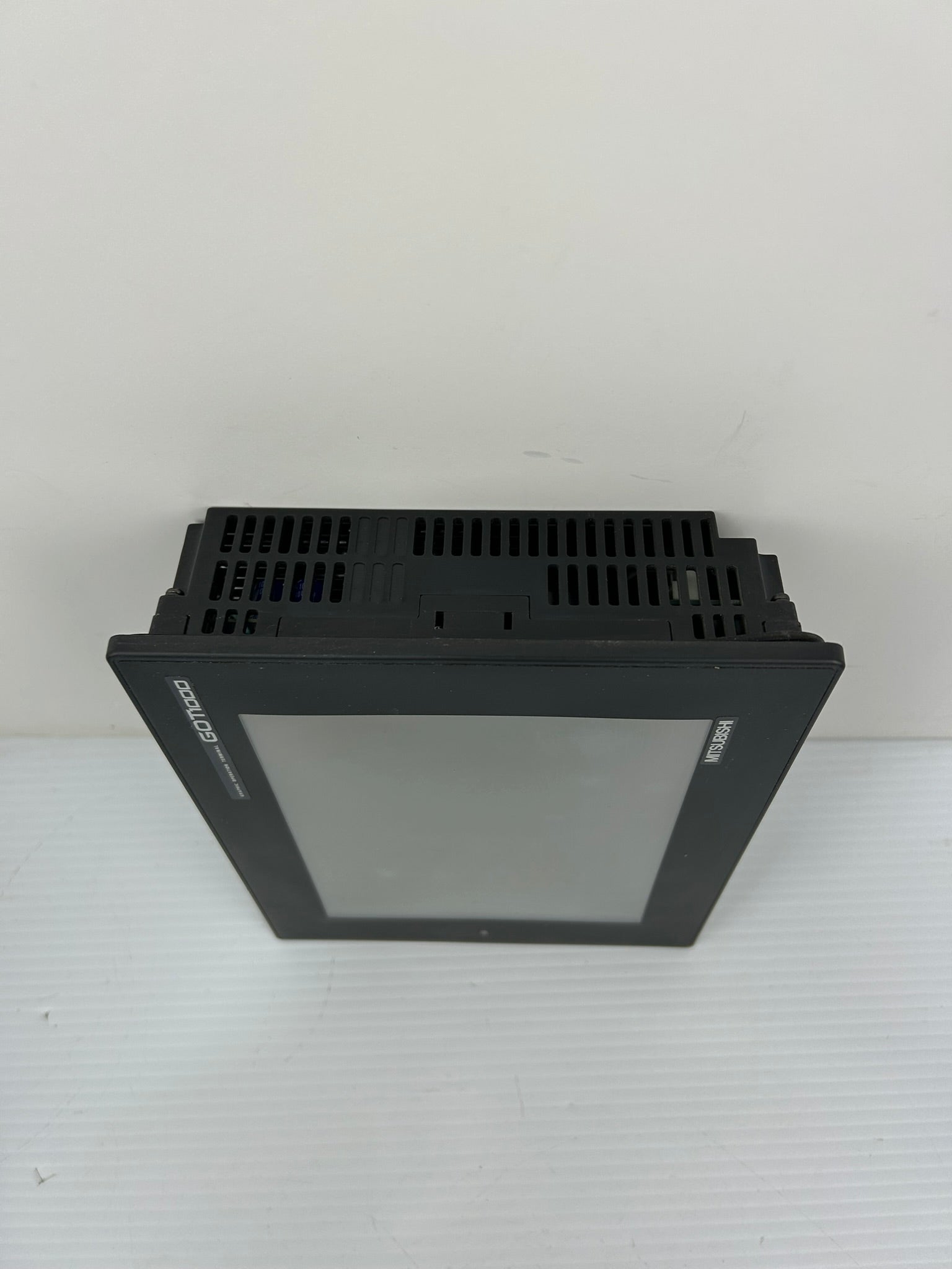 Mitsubishi GT1265-VNBA Graphic Operation Terminal GOT1000 100-240VAC 50/60Hz