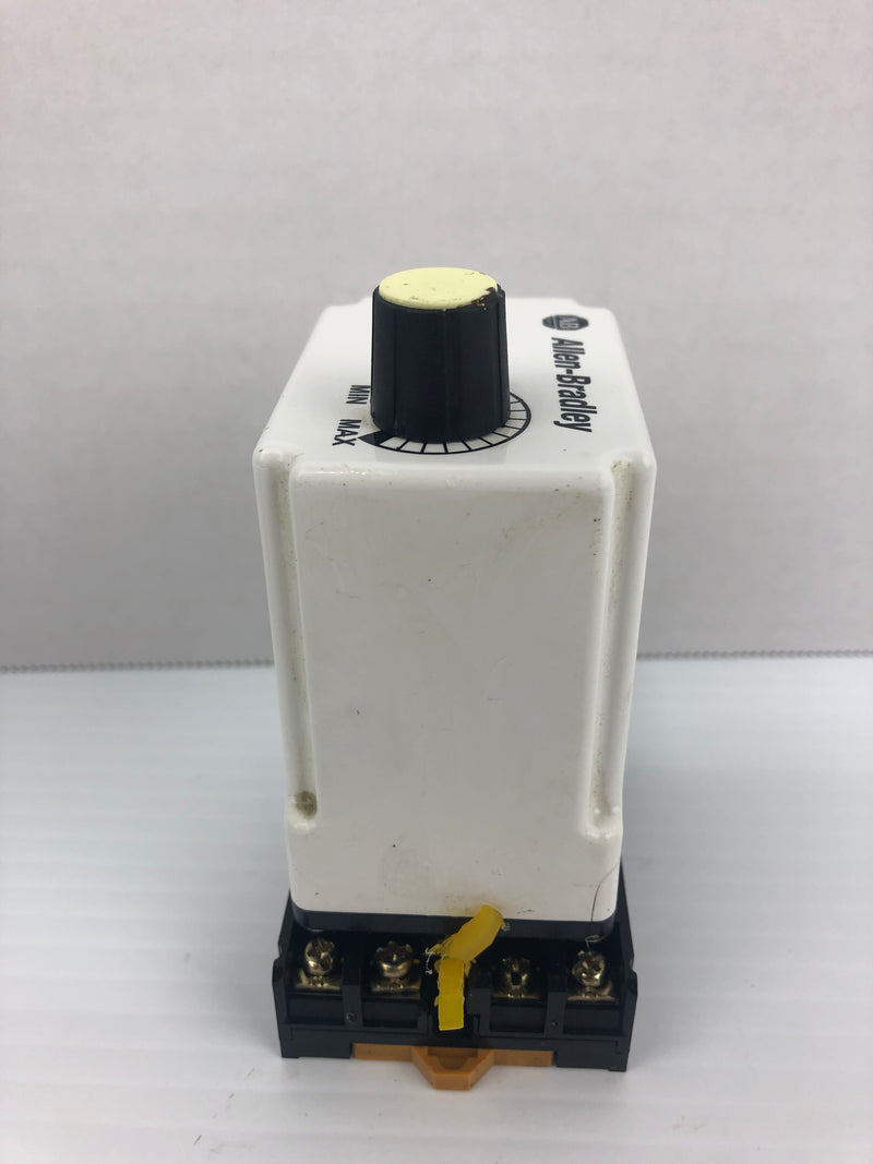 Allen-Bradley 700-HT12AU120 Time Delay Relay Ser. B 120VAC 50/60Hz With Base