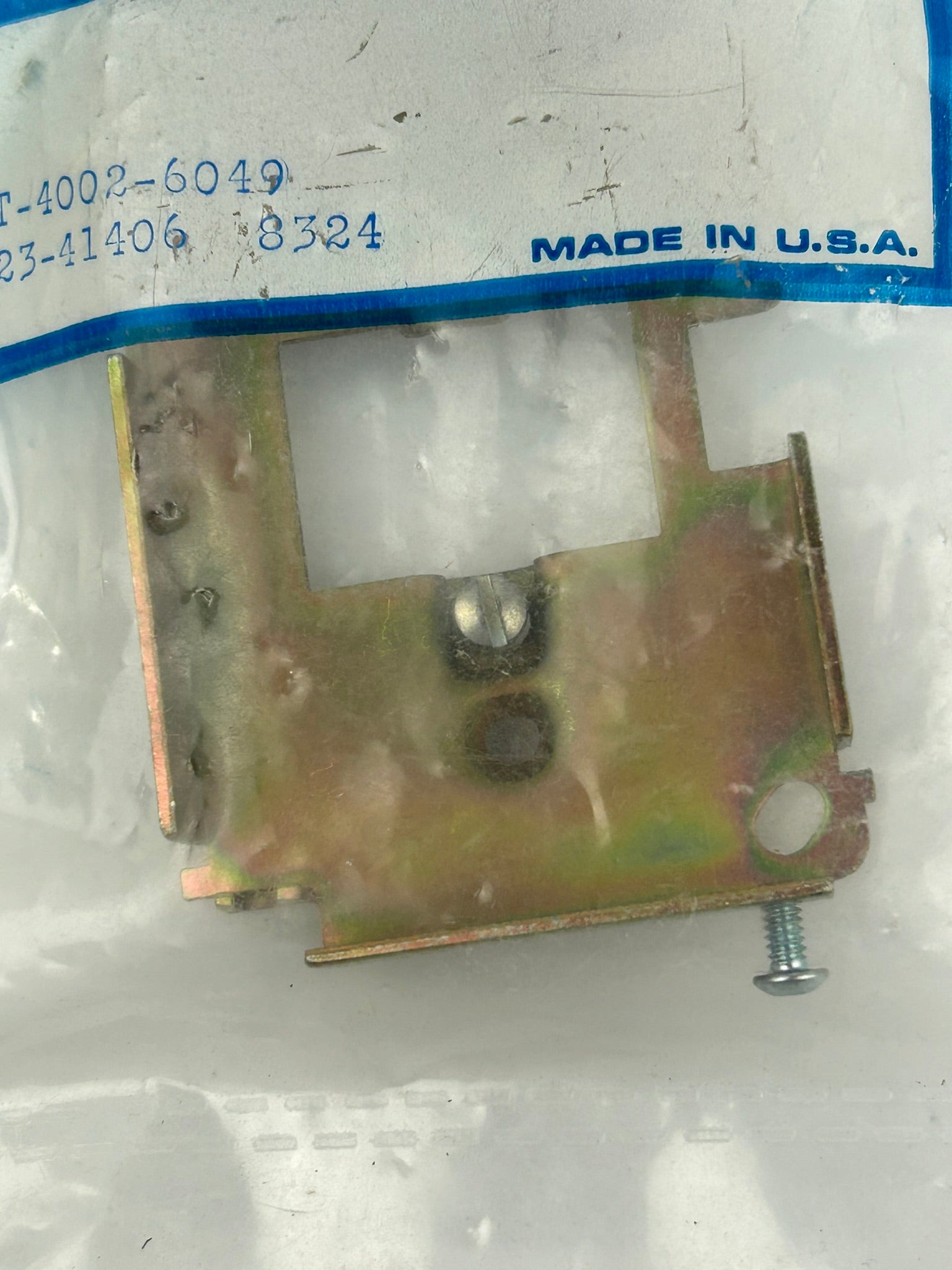 Johnson Controls T-4002-6049 Mounting Bracket with Hardware 23-41406 8324
