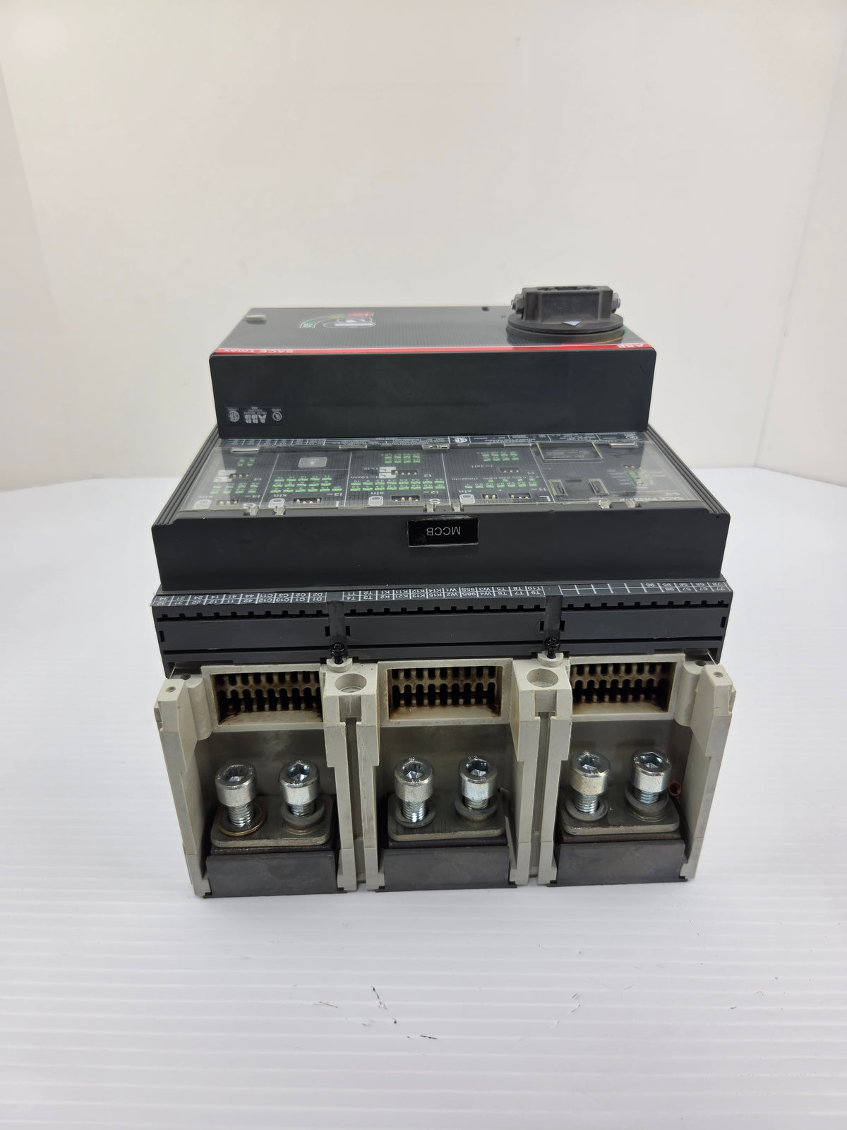 ABB SACE Tmax T7H 1200 Molded Case Circuit Breaker 1200A 3P PR331/P BH71073031