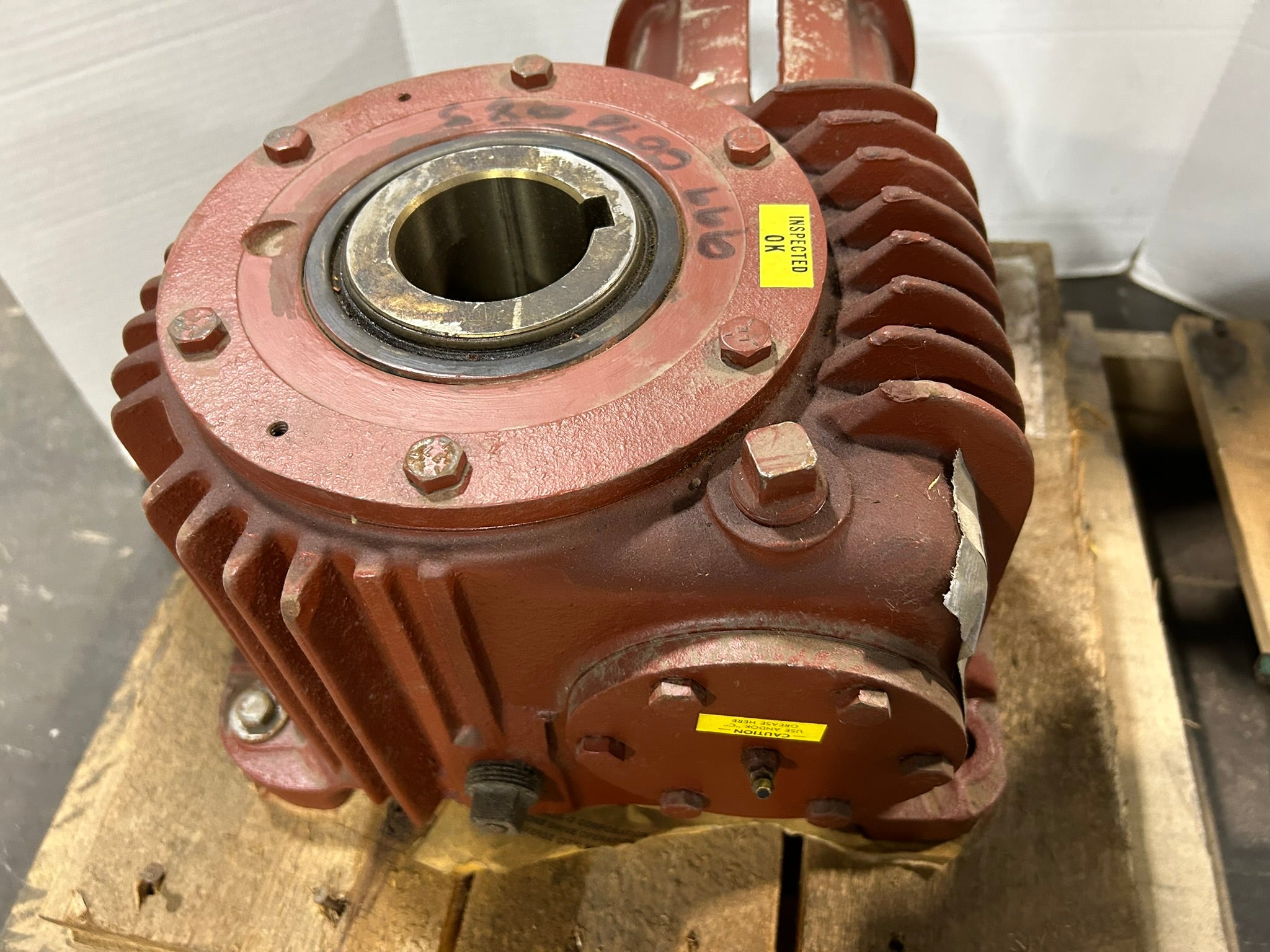 Ex-Cello Corp MBHV35A224-X7B Cone Drive Right Angle Gearbox 20-1 Ratio 1750 RPM