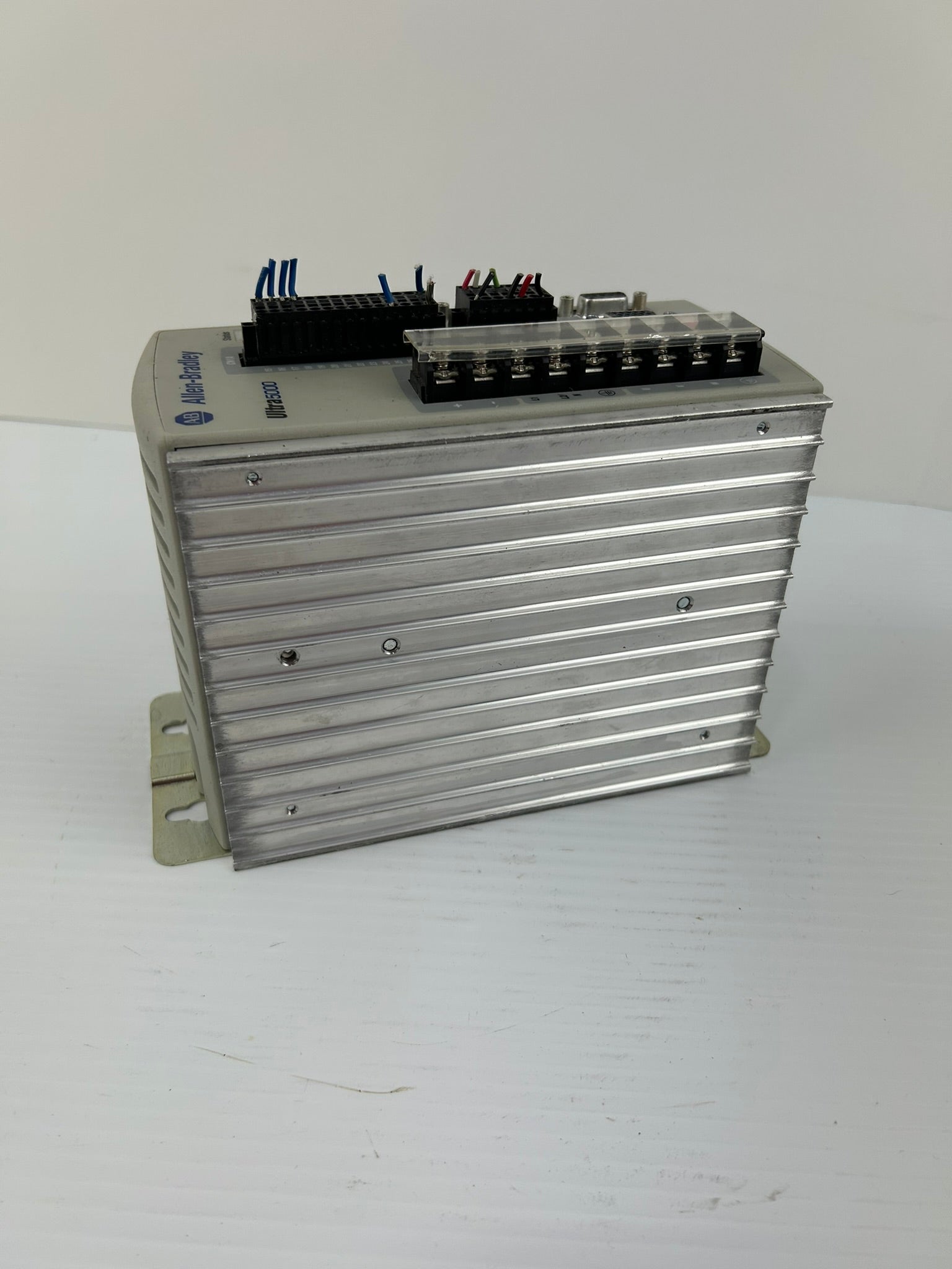 Allen Bradley 2098-IPD-005 Ultra5000 Servo Drive Series A 9111-0021 1PH