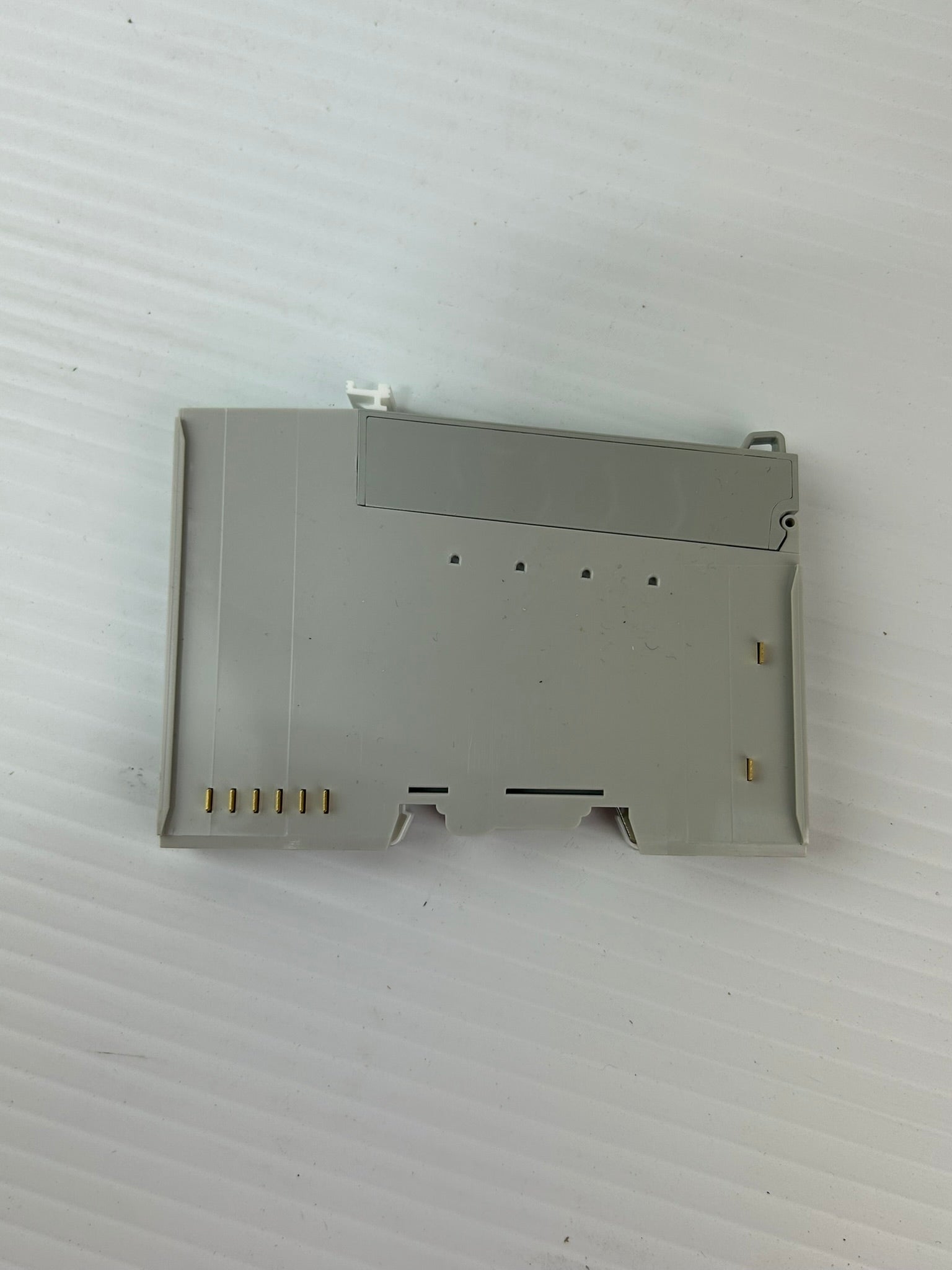 CREVIS GT-2618 FnIO-G 8 Channels Digital Output Module 24VDC 2A Sink Type Rev 1