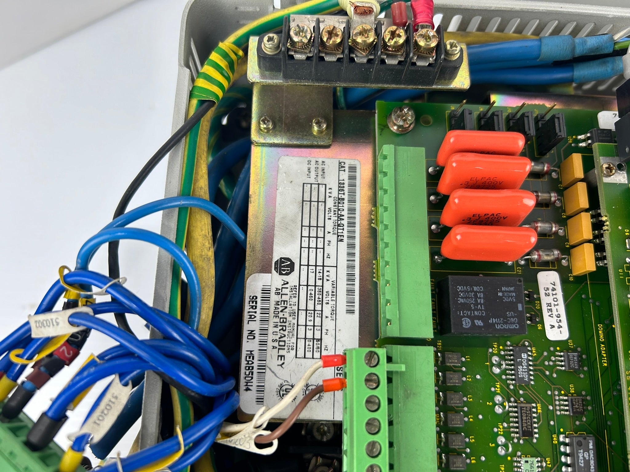 Allen-Bradley 1336T-B010-AA-GT1EN 1336 Force Drive Ser C 36kVA 480V 43A 3PH