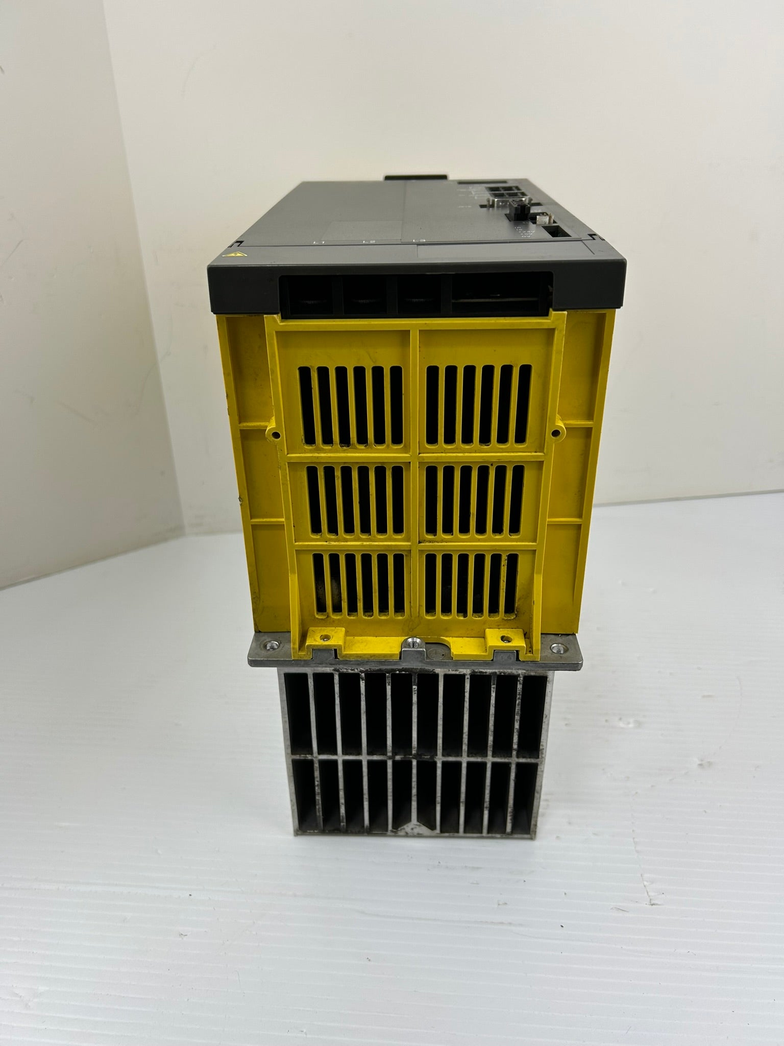 Fanuc A16B-2202-0421/11H Servo Amplifier Drive A20B-1006-0470/01A