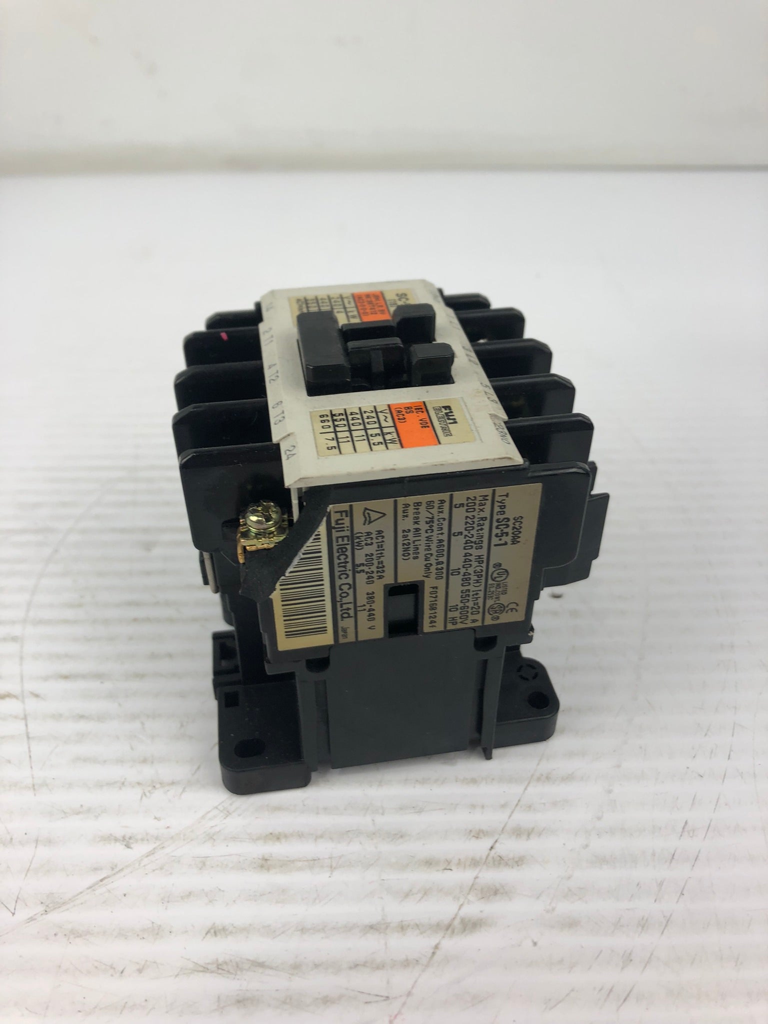Fuji Electric SC-5-1 (19) Contactor Relay