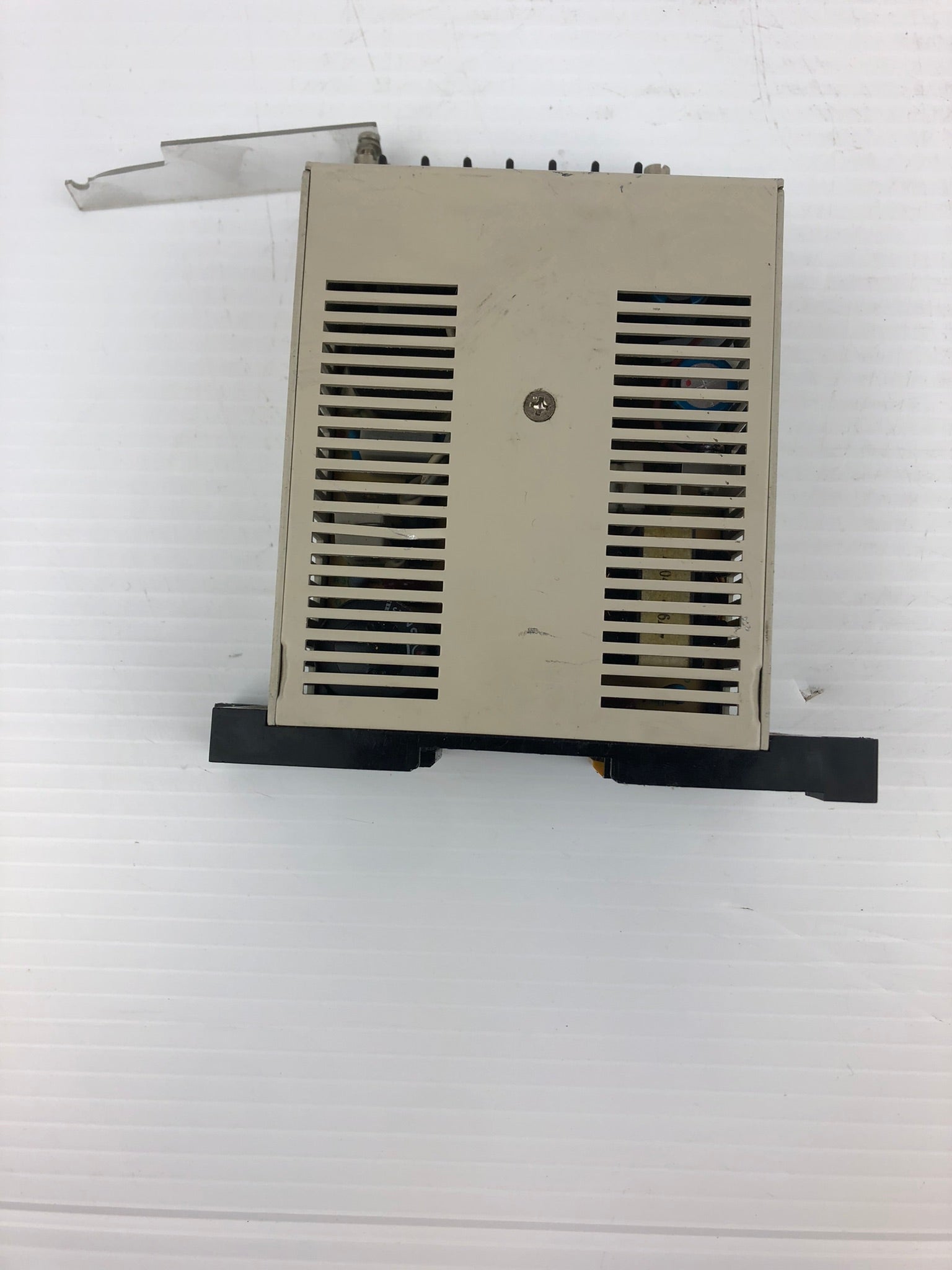 OMRON 3G2A3-PS221 Power Supply 1.5A 24VDC 50/60 Hz