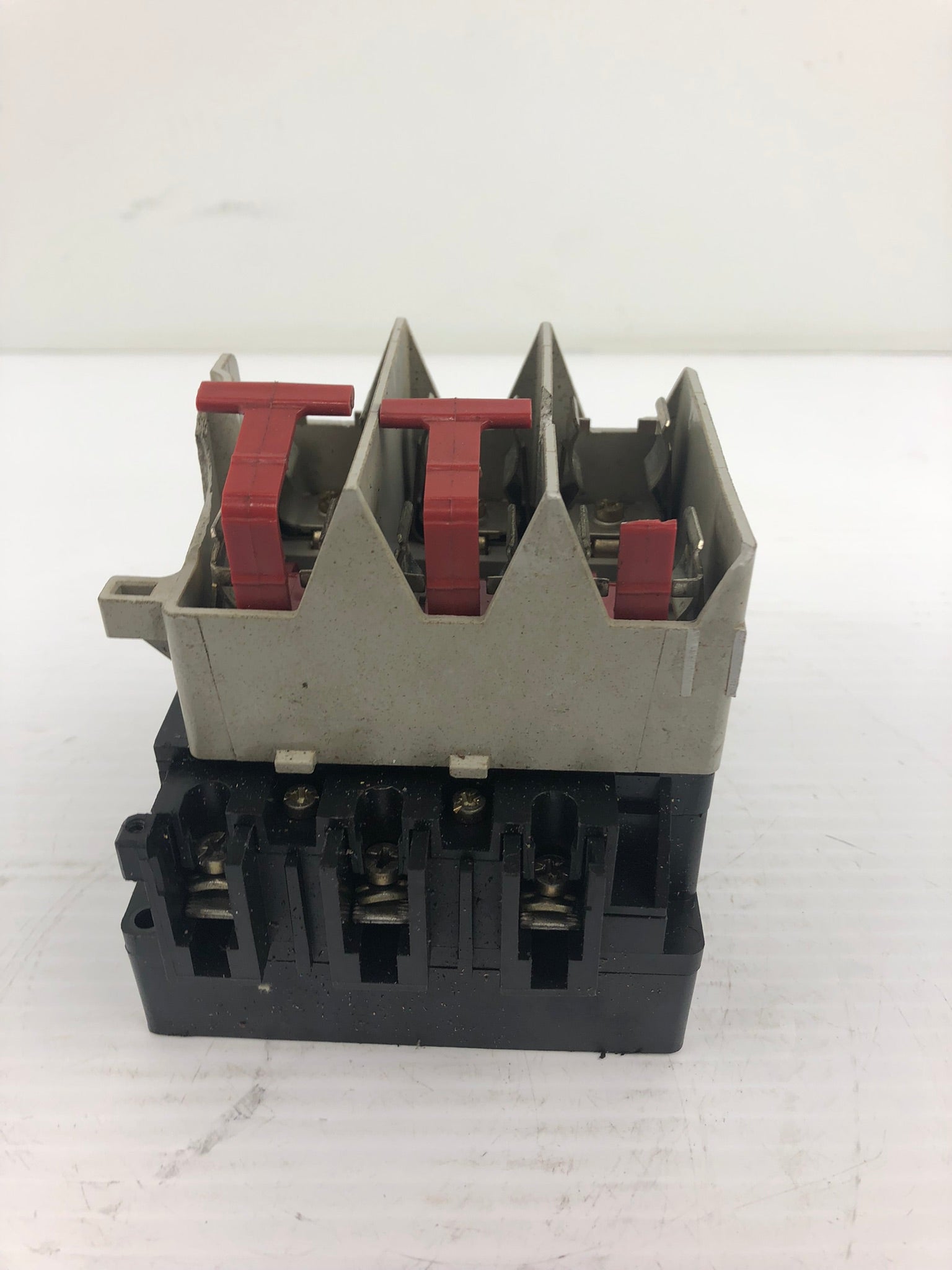 Allen-Bradley 194R-NJ030P3 Series B 3 Pole Disconnect Switch - Broken Red Piece