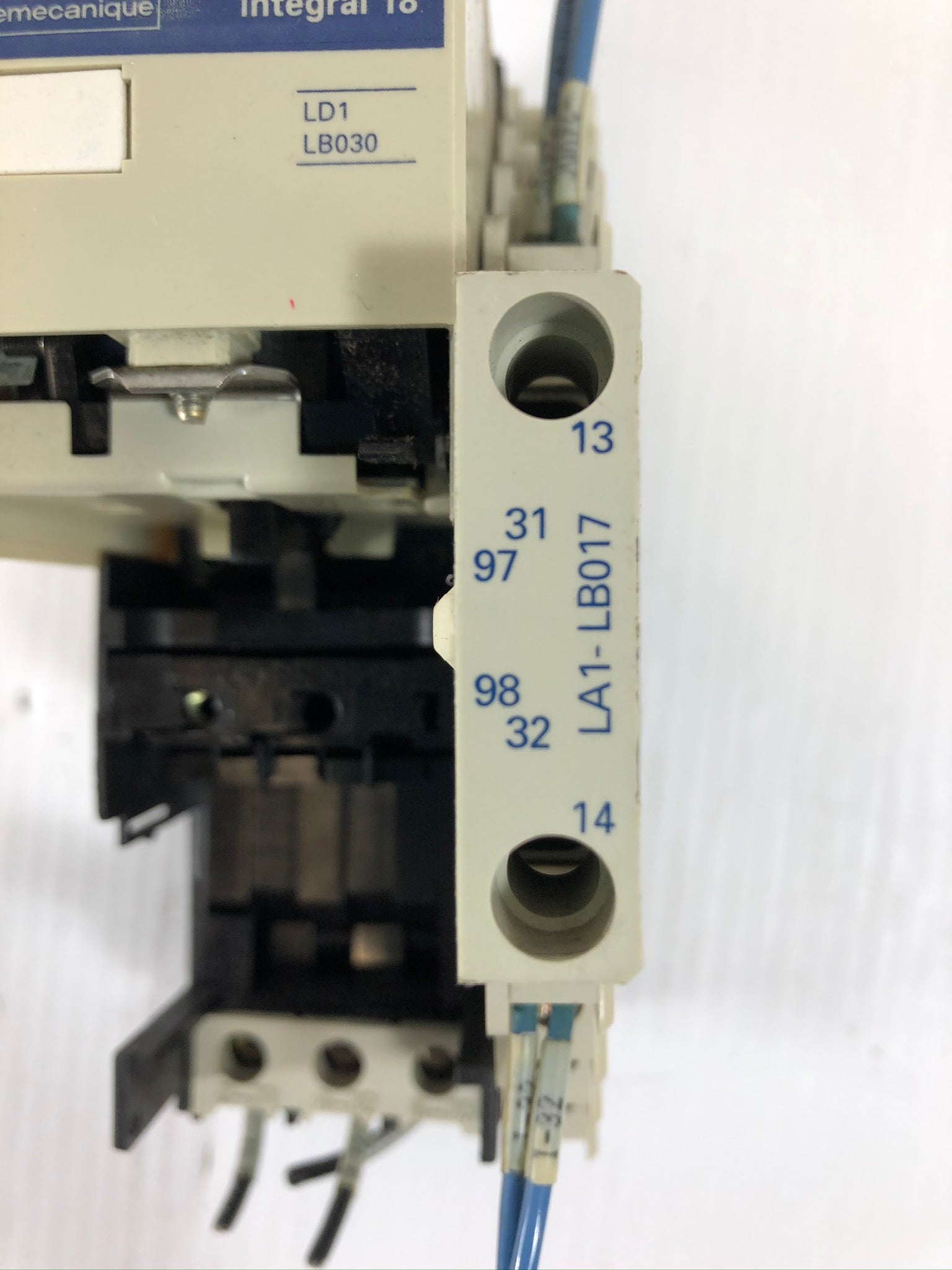 Telemecanique LD1-LB030 Integral 18 LA1-LB017 Motor Starter