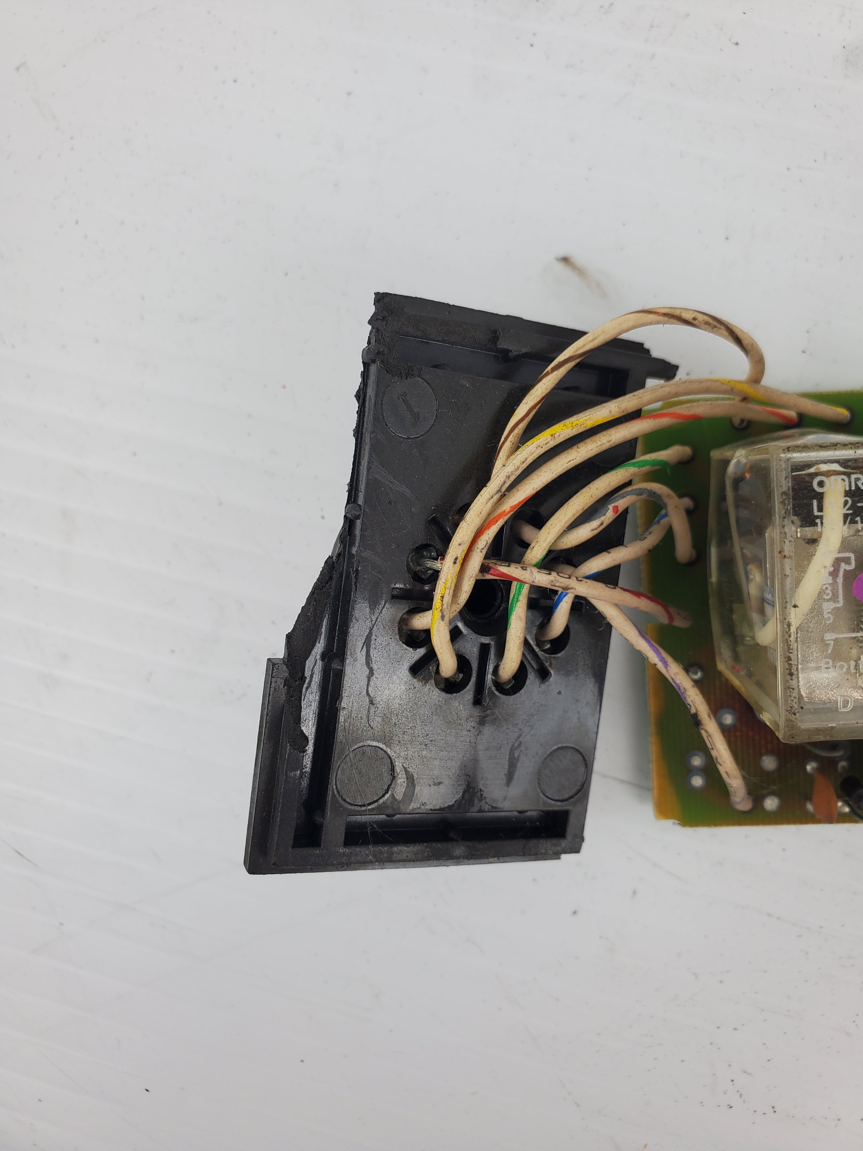 Omron LY2-0 Relay with DC-294V0 Circuit Board