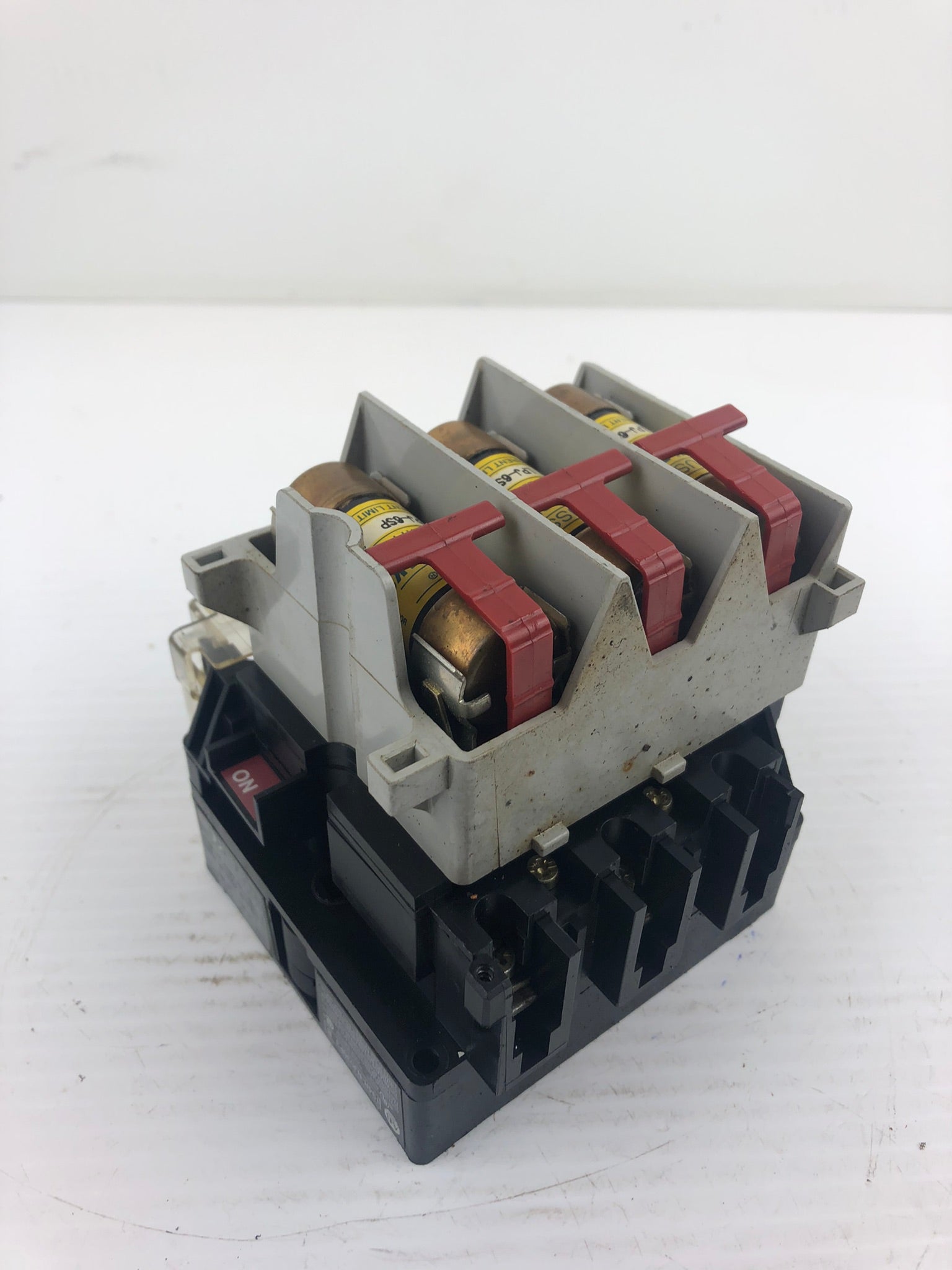 Allen-Bradley 194R-NJ030P3 Series B 3 Pole Disconnect Switch