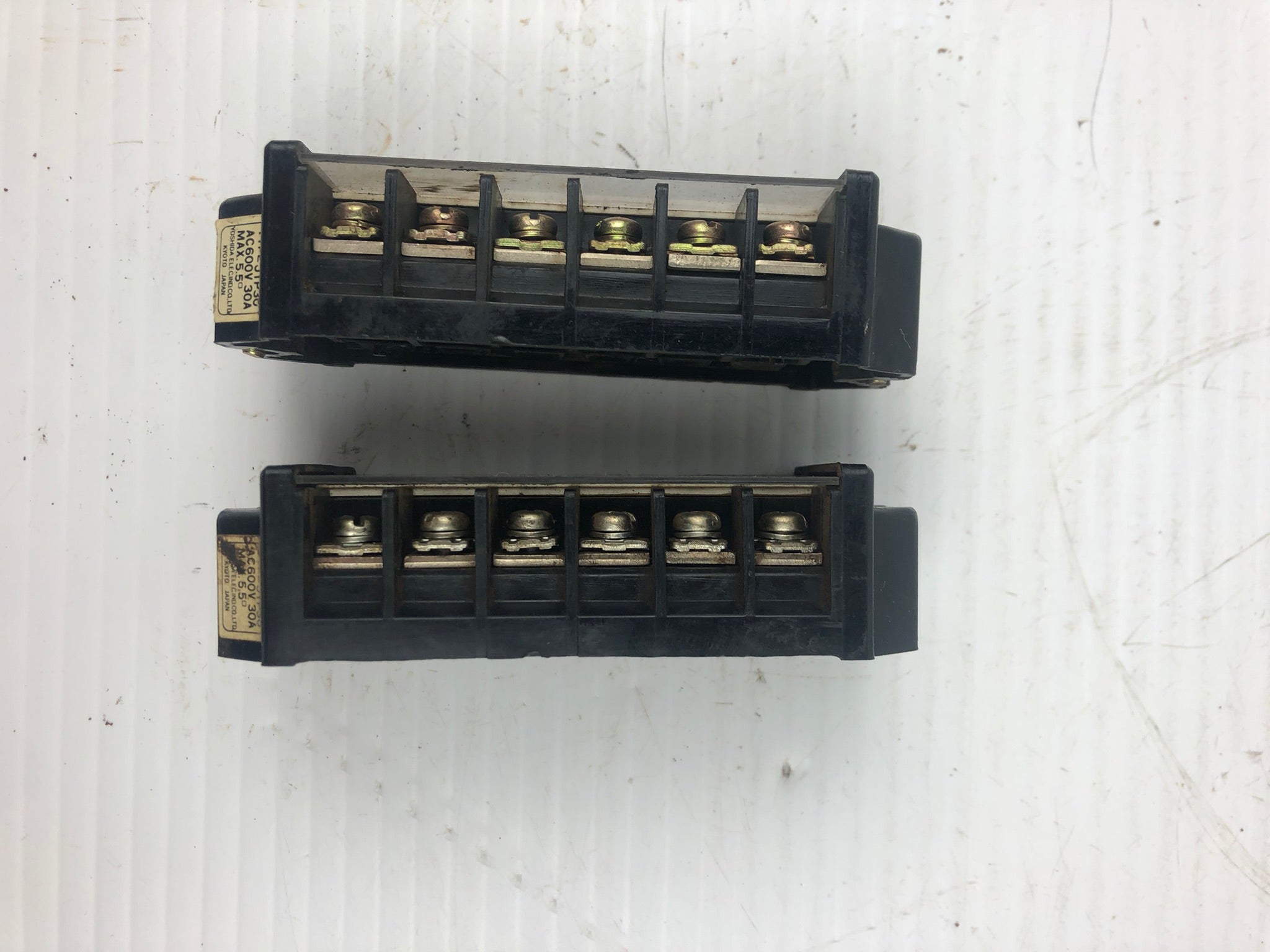 Yoshida Electric JTP30 Terminal Block 30A 6 Pole (Lot of 2)