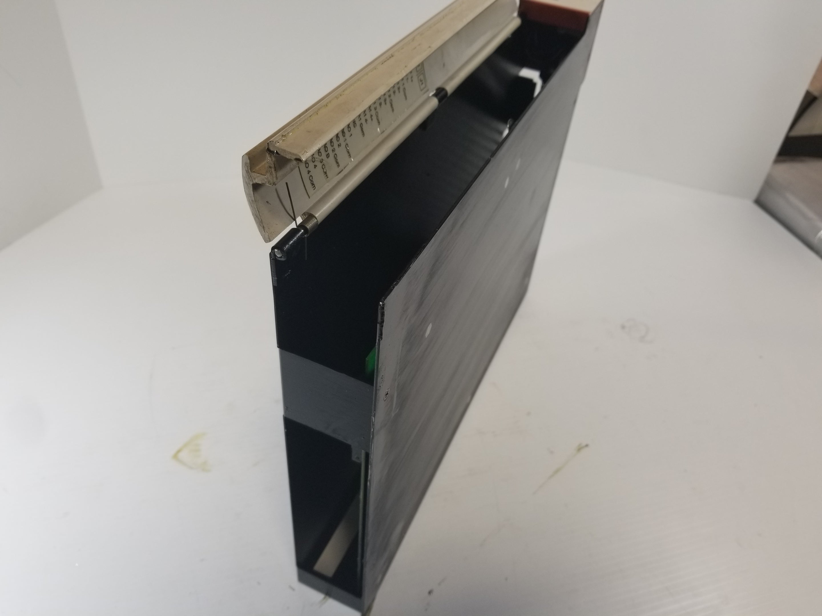 GE Fanuc TGT-A10V-8-0-BC Target Analog Module