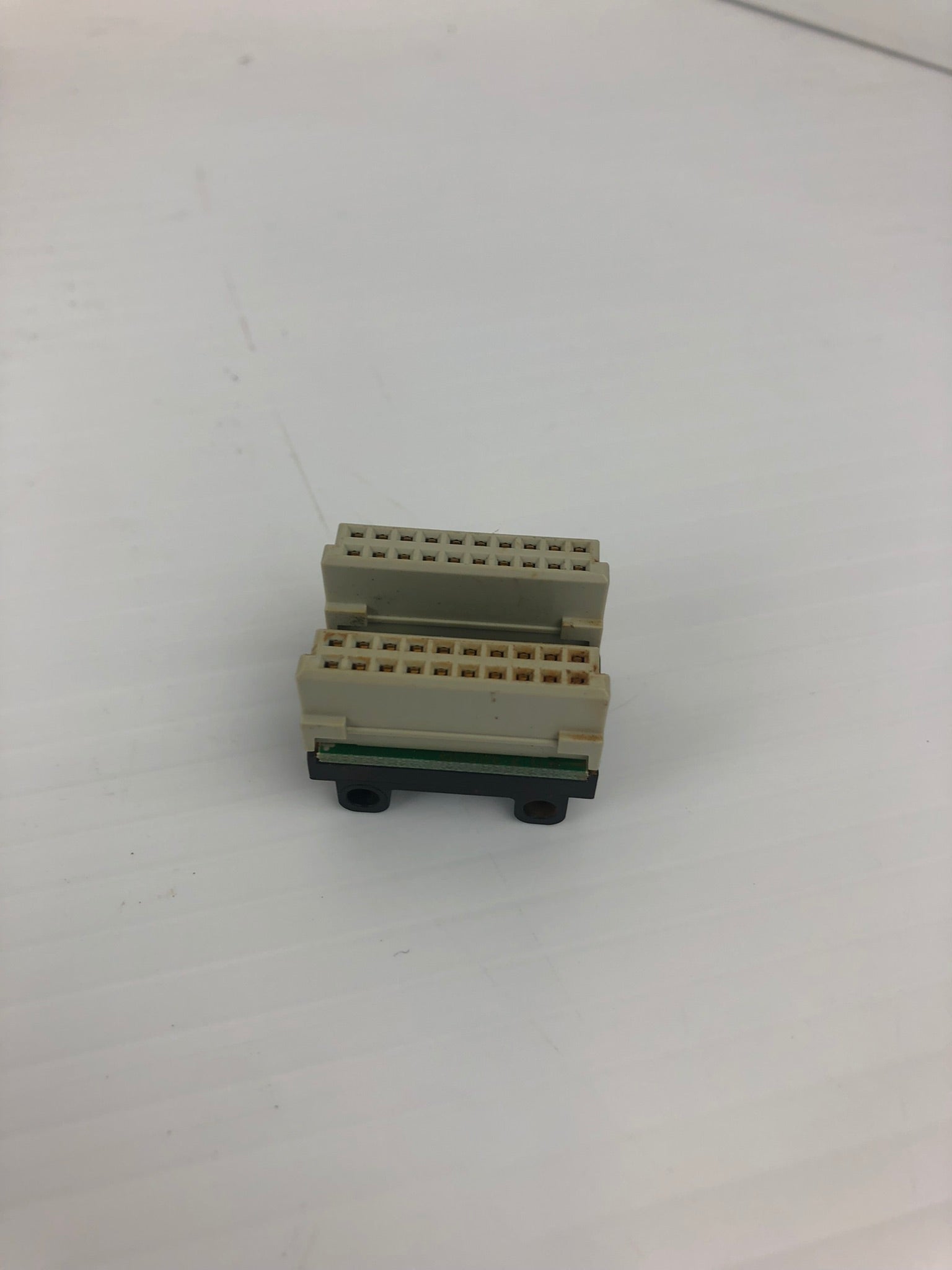 Pilz 95425 ERNI RC 2 Safety Relay Rack Extension Module Connector (Lot of 6)