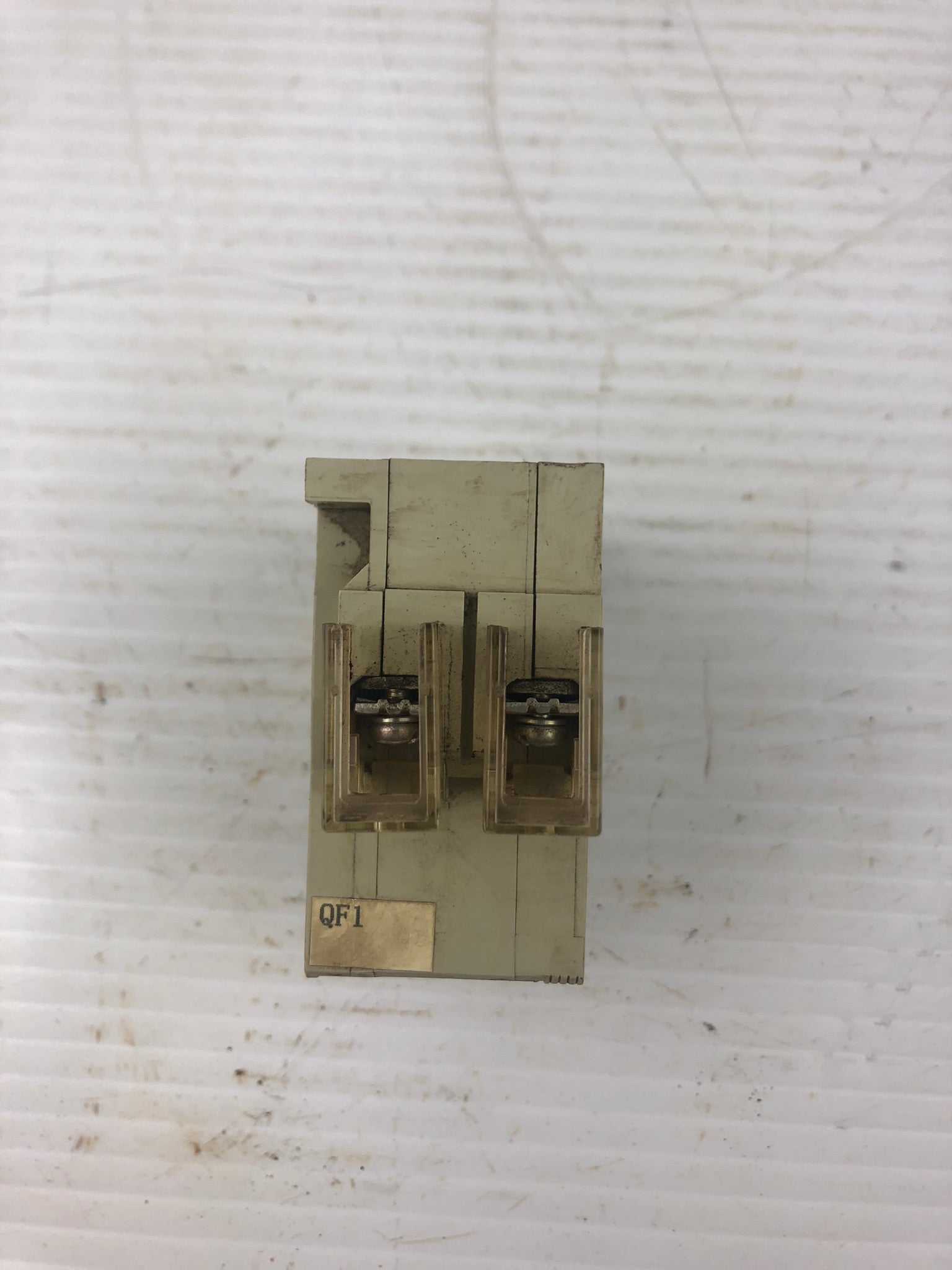 Fuji Electric CP32FS/2K Circuit Protector 2P 2A 50/60Hz CP32F-S002
