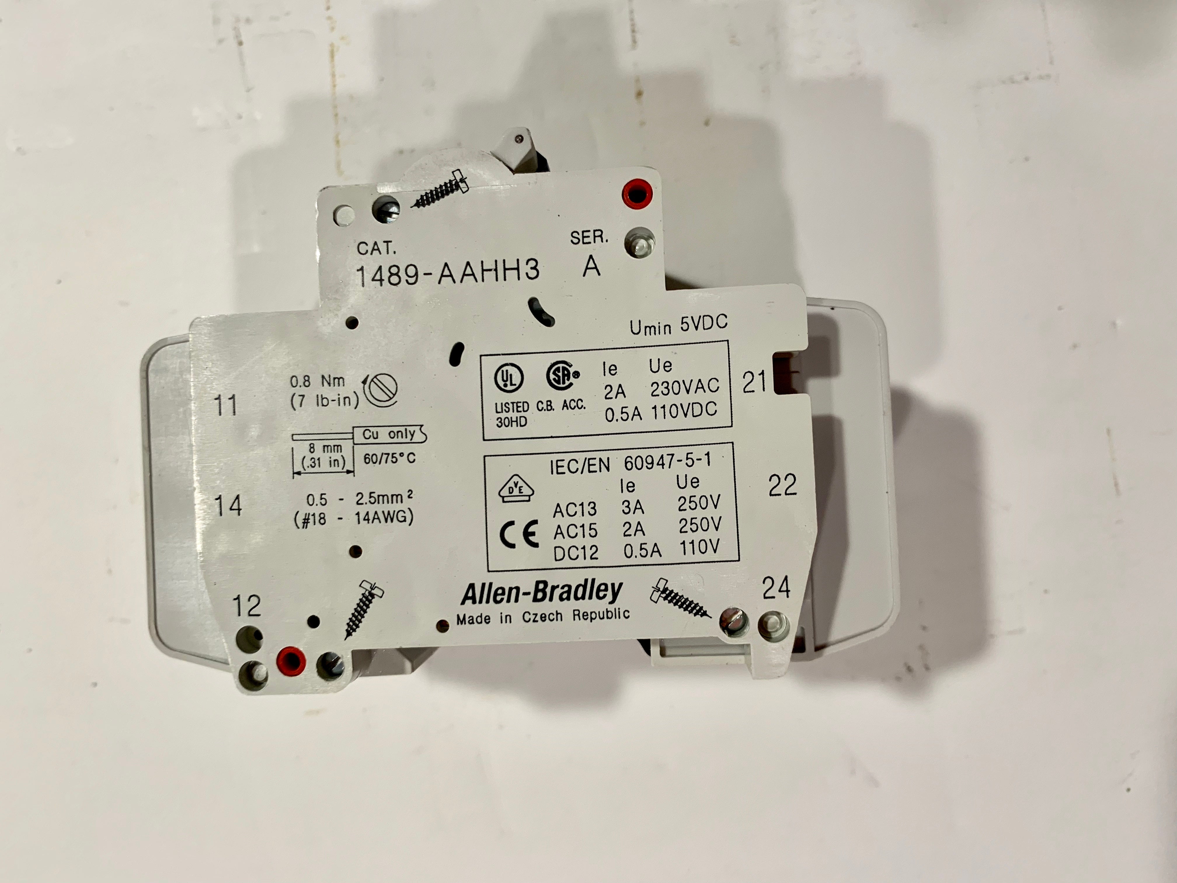 Allen-Bradley AB-5329 Circuit Breaker Auxiliary Switch 1489-AAHH3
