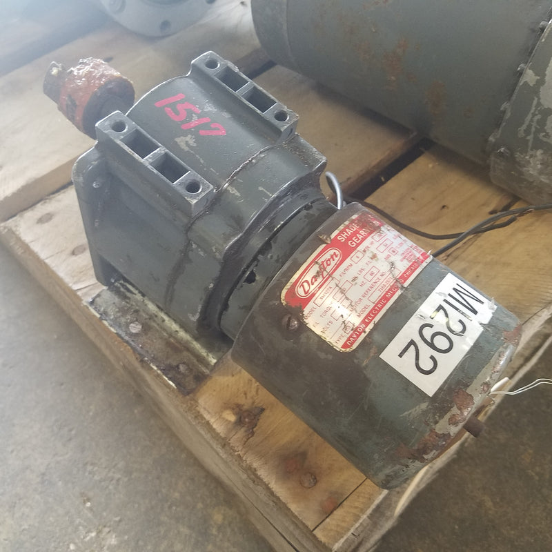 Dayton 3M327A 1/40 Horsepower Electric Gearmotor