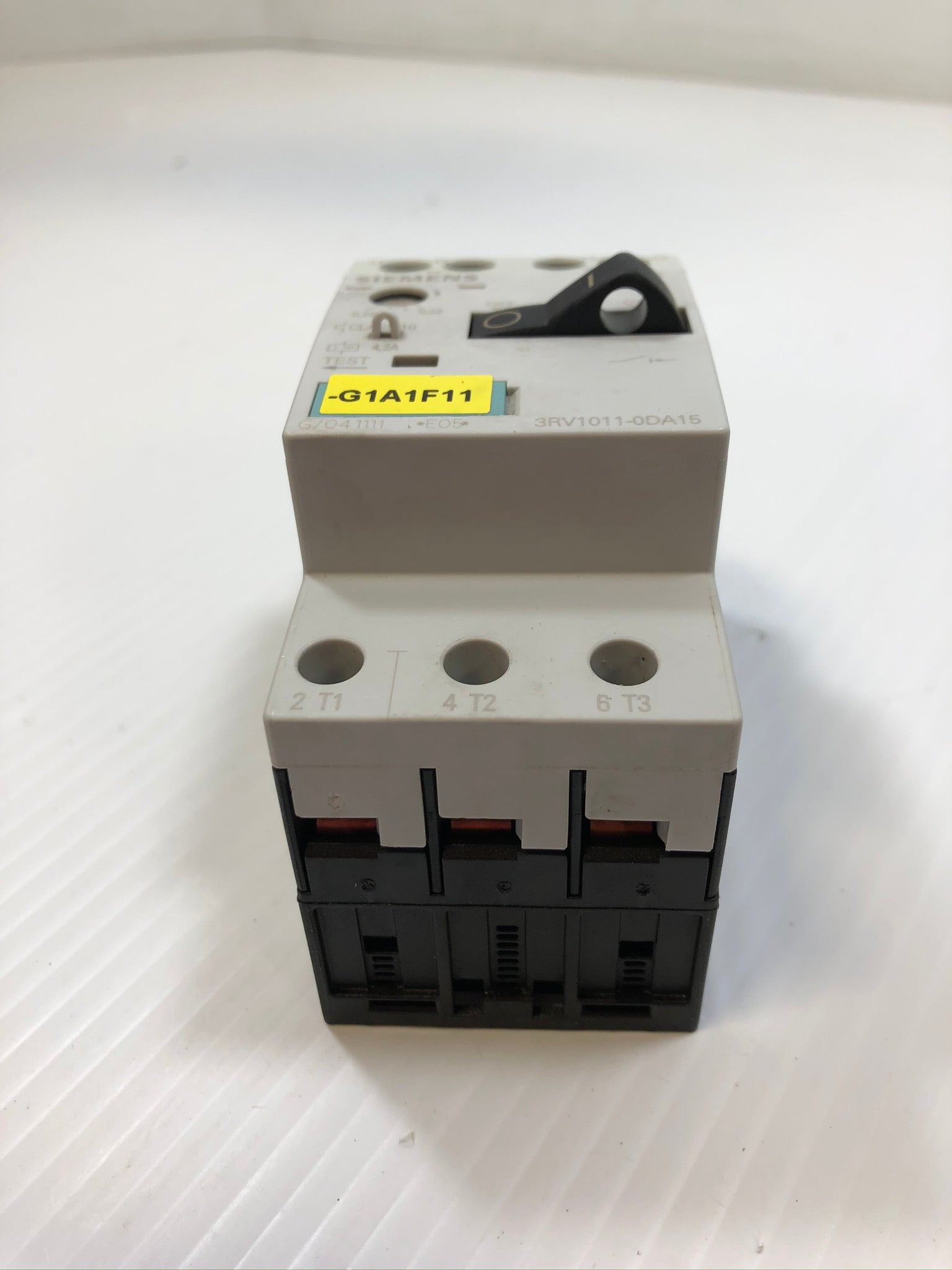 Siemens 3RV1011-0DA15 Sirius Circuit Breaker